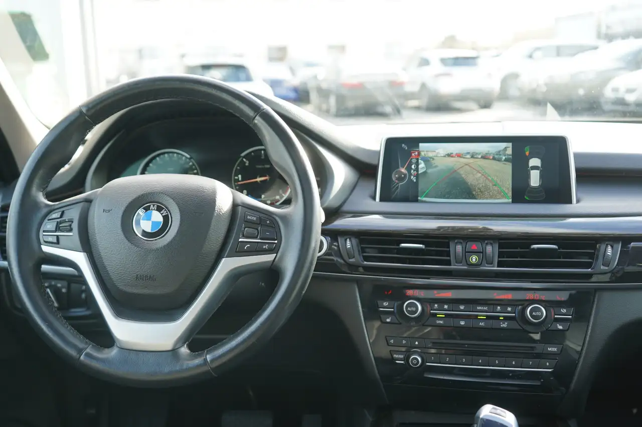 BMW X5 снимка BMW X5