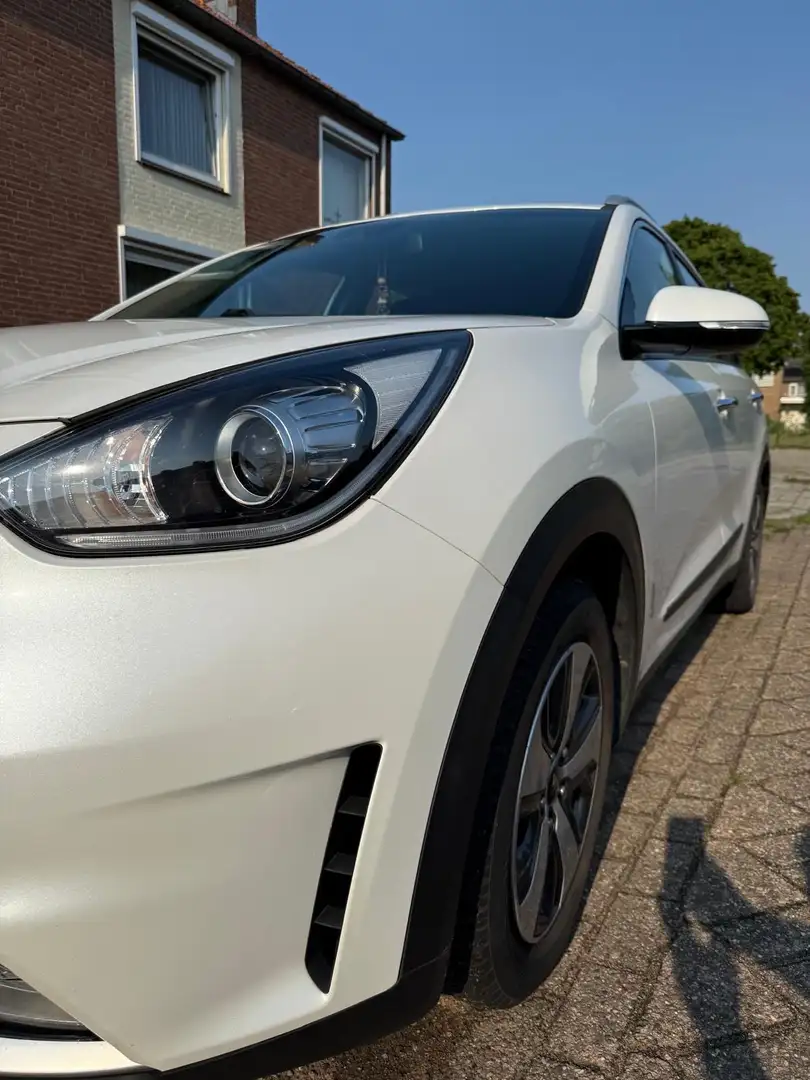 Kia Niro 1.6 GDI 2WD Aut. Vision - 1