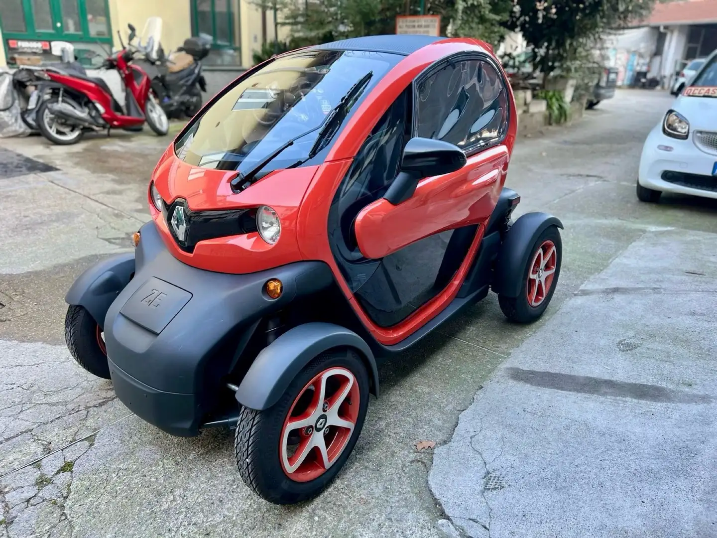 Renault Twizy 45 Intense 100% Elettrica Rojo - 1