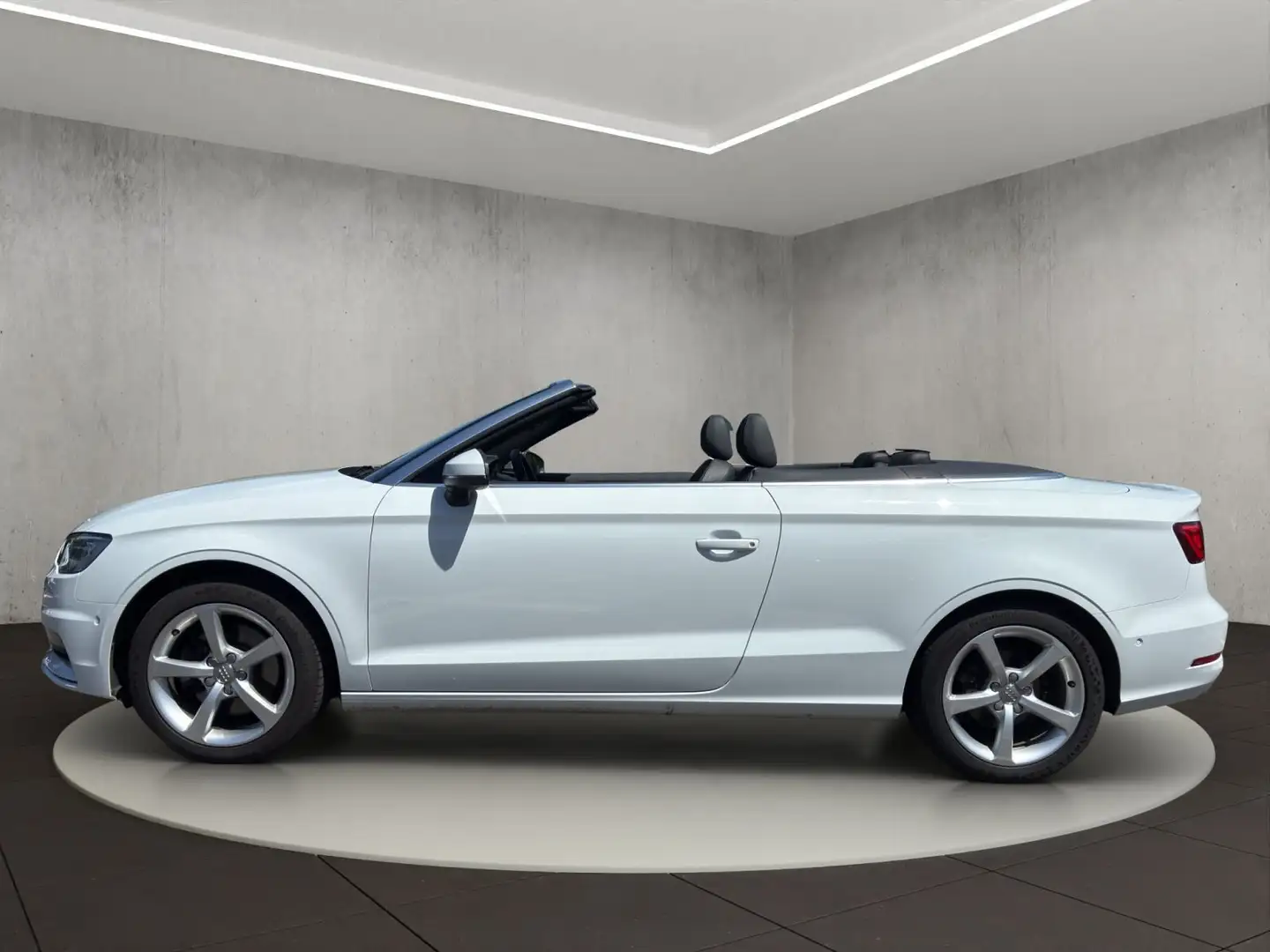 Audi A3 Ambiente 1.8 TFSI S tronic White - 2