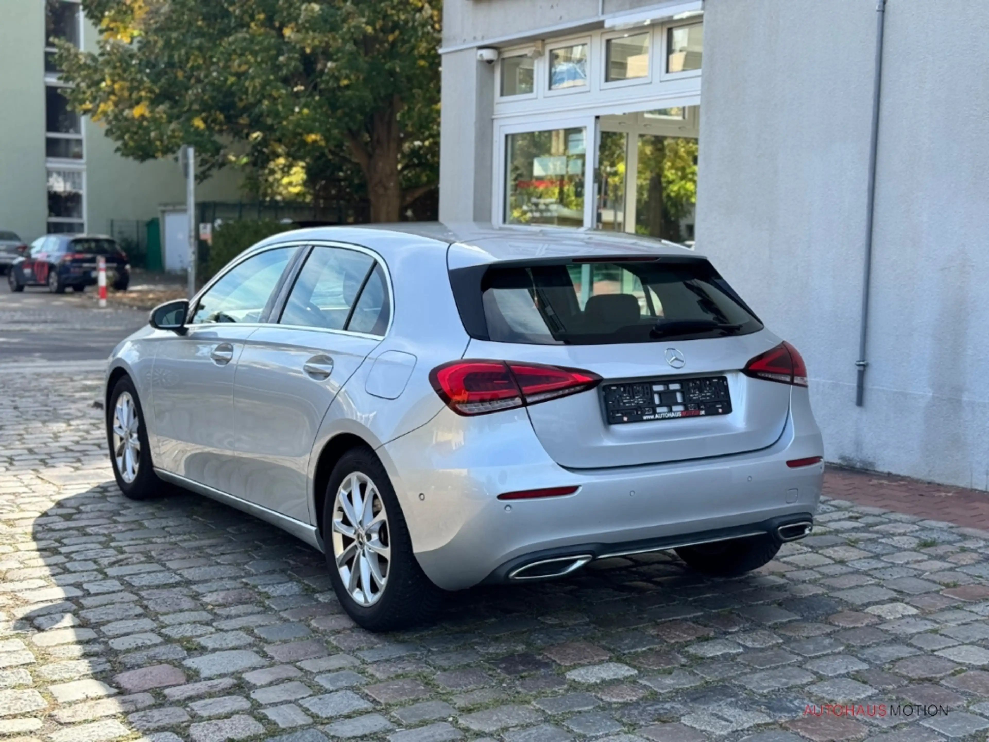 Mercedes-Benz A 200 Progressive Navi LED Kamera Totwinkelassistent — photo 7