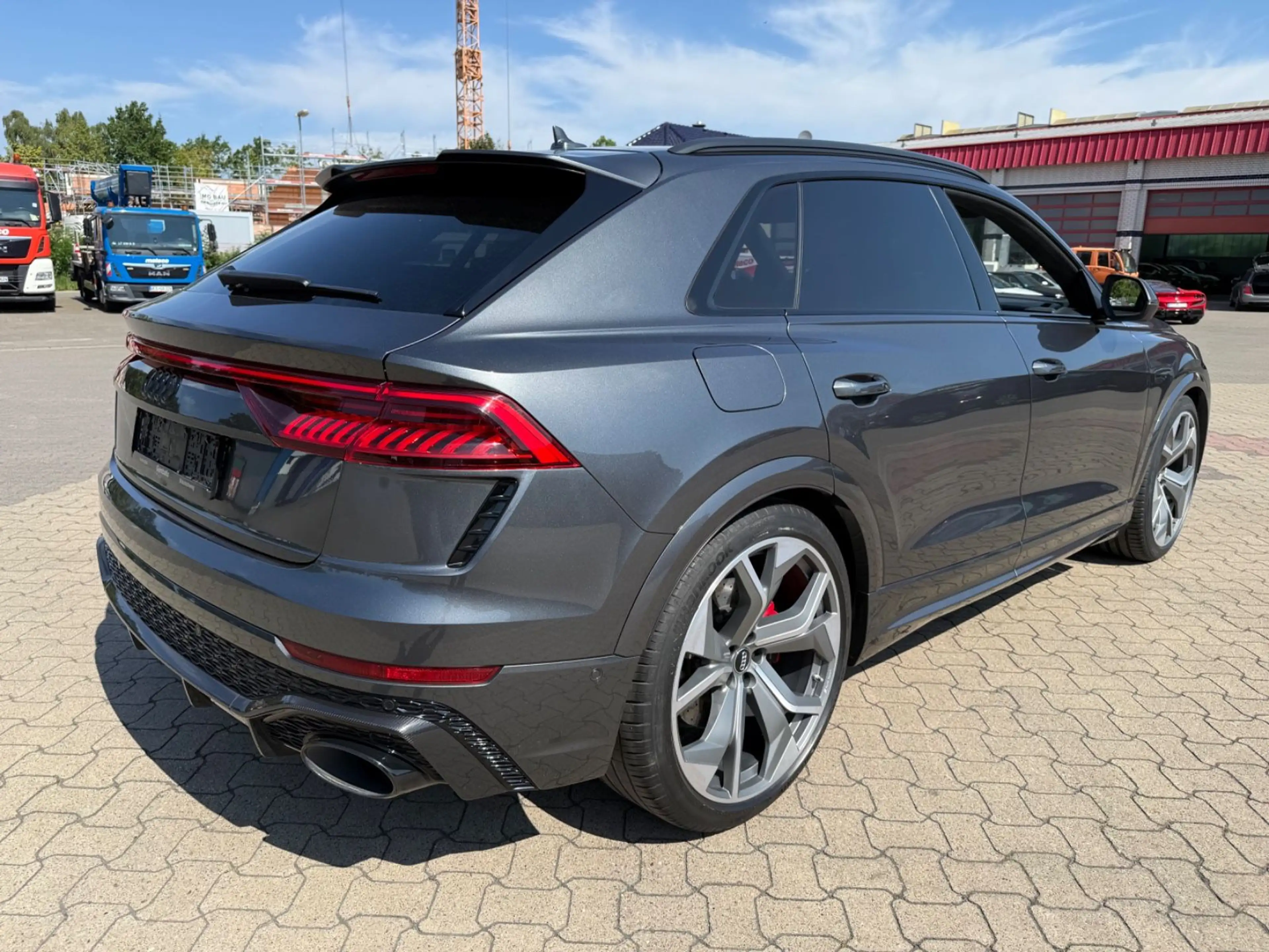 Audi RS Q8 4.0 TFSI QUATTRO, FULL CARBON, B&O, 23" — photo 3