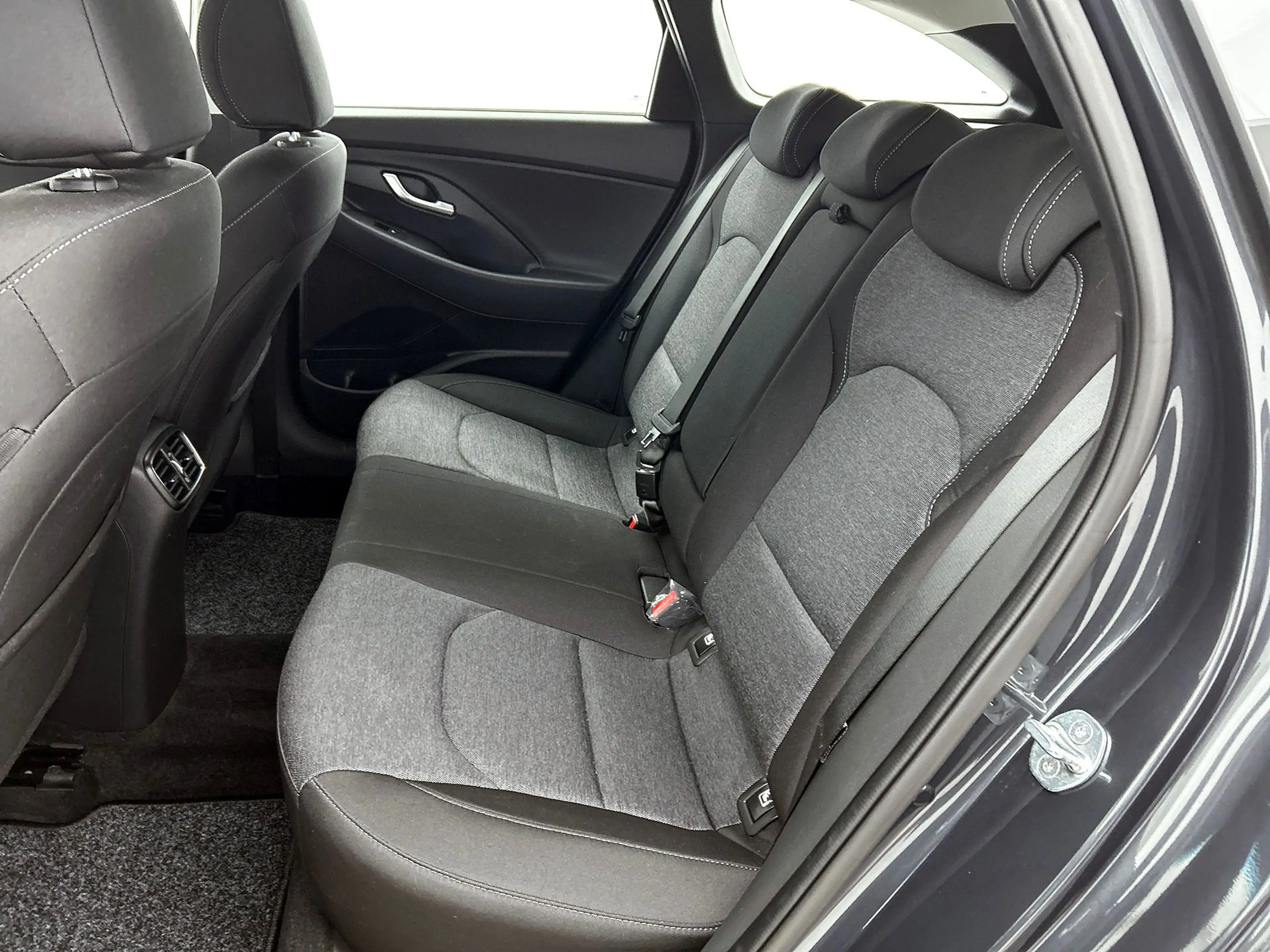 Hyundai i30 Wagon 1.0 T-GDi MHEV Comfort | Trekhaak | Camera | — photo 30