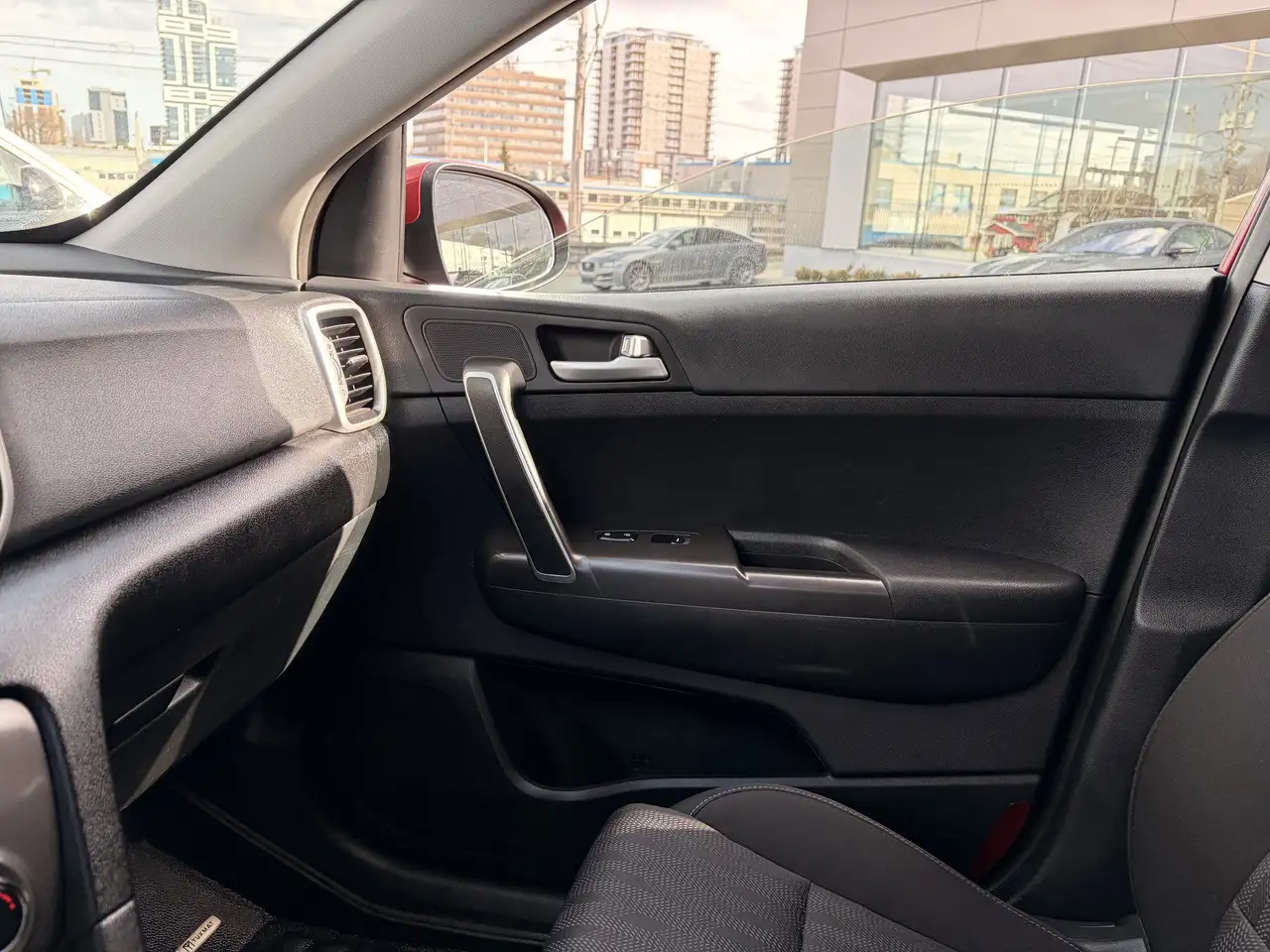 Kia Sportage снимка Kia Sportage