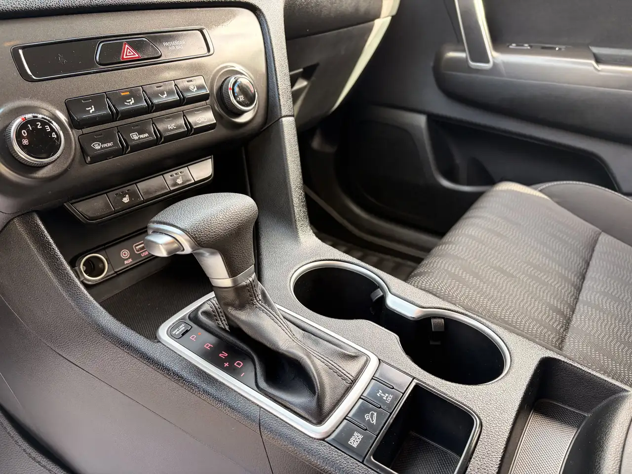 Kia Sportage снимка Kia Sportage