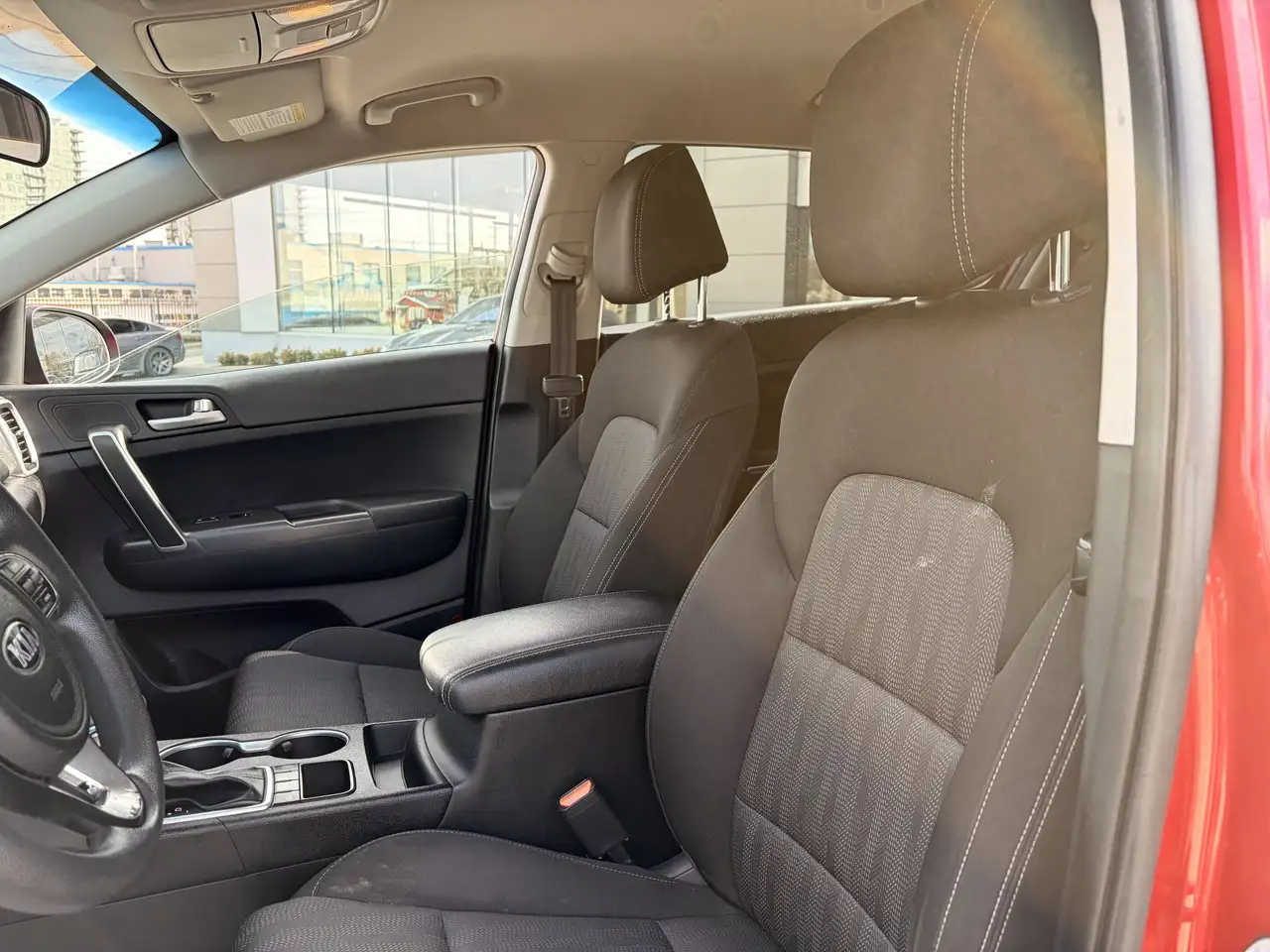 Kia Sportage снимка Kia Sportage