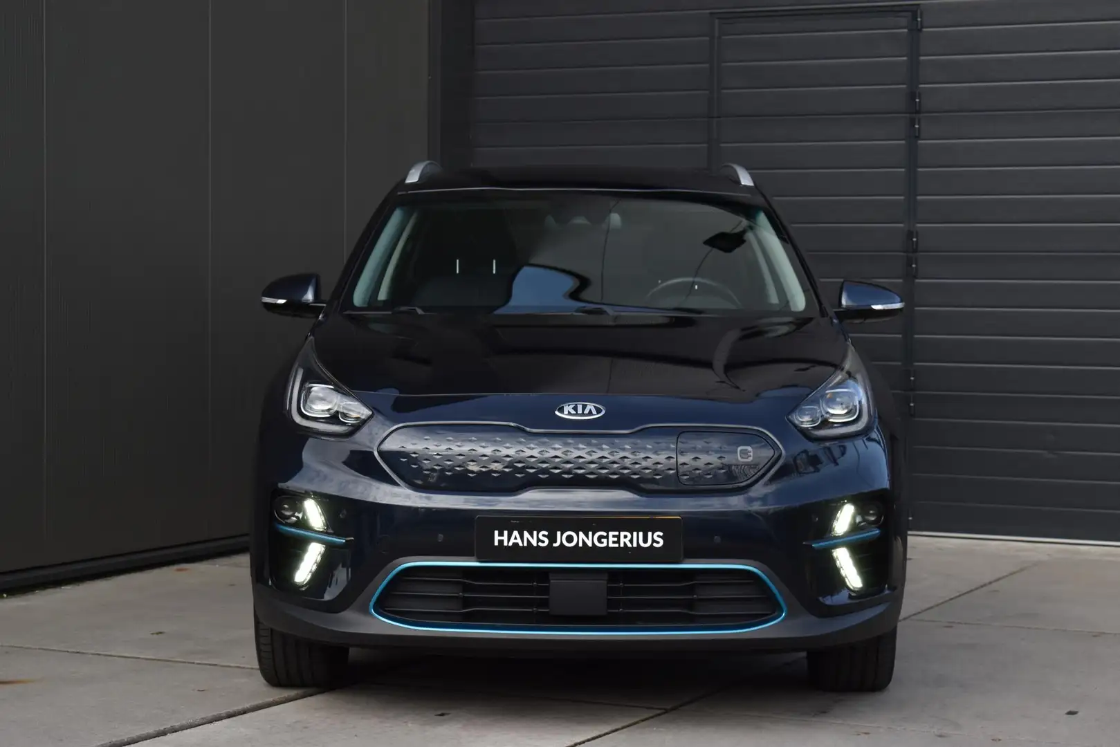 Kia e-Niro ExecutiveLine 64 kWh | CAMERA | STUUR/STOELVERWARM Bleu - 2