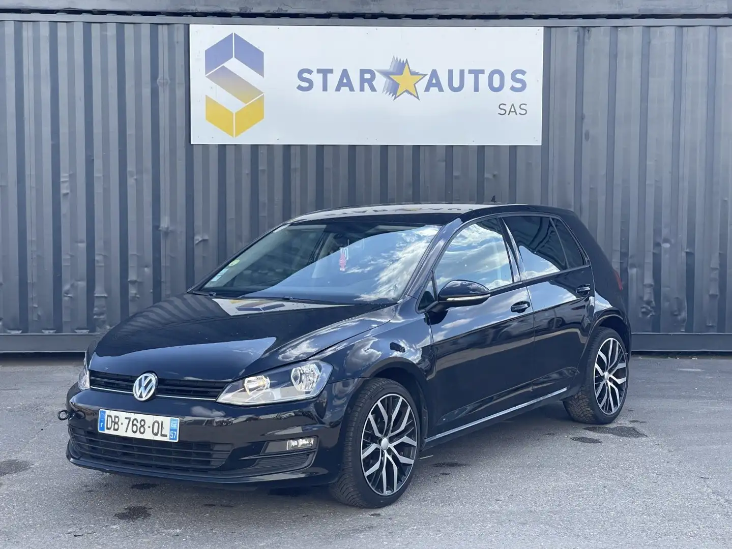 Volkswagen Golf Golf 1.6 TDI 105 Confortline Noir - 1