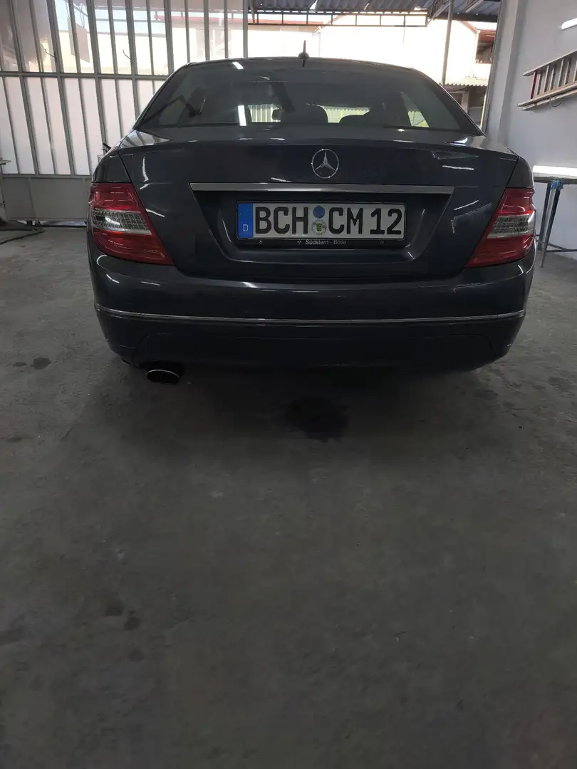 Mercedes-Benz 220 - 2