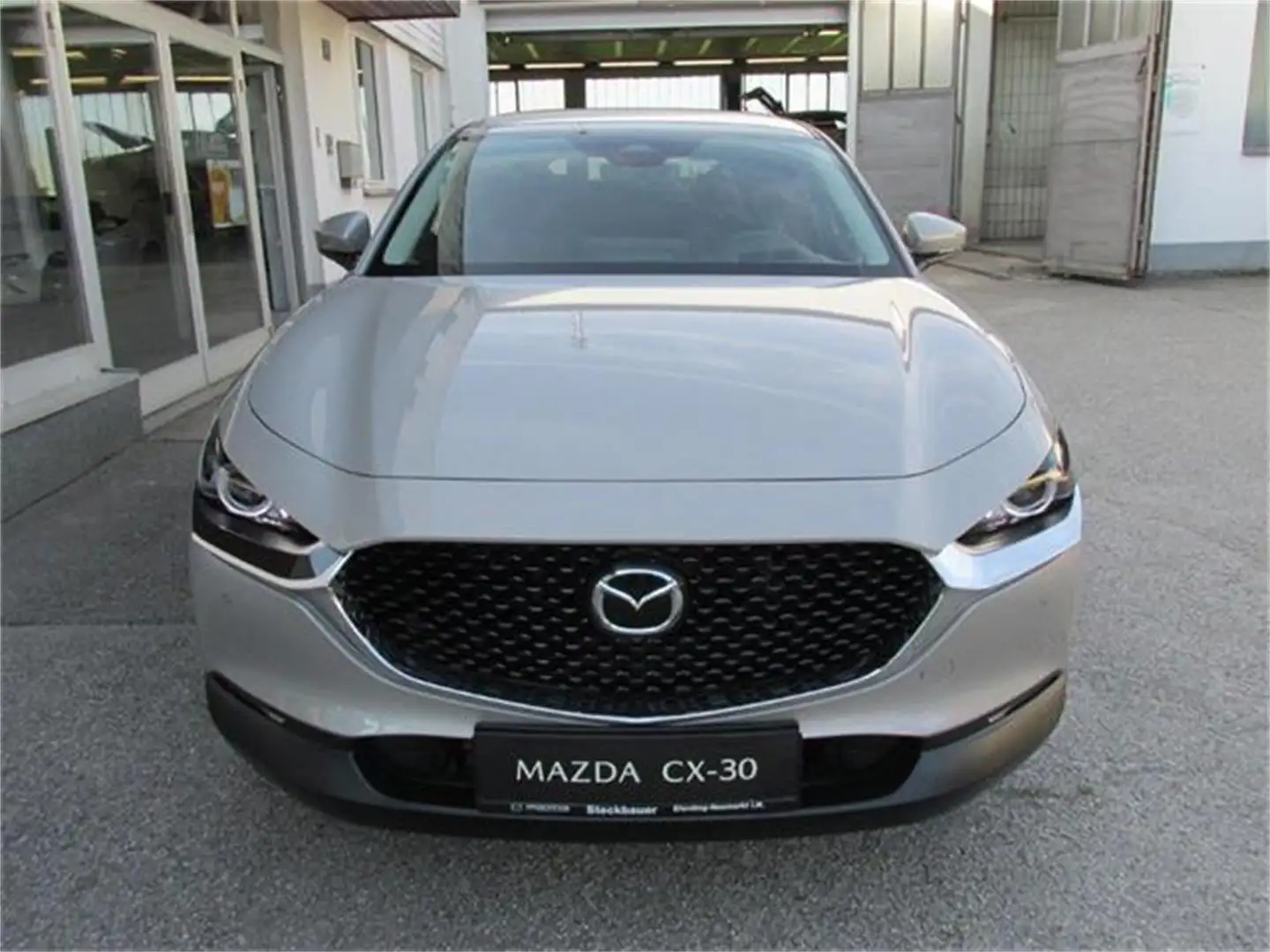 Mazda 2 05  CX-30 .5L e-SKYACTIV G 140ps 6MT WD C - 2