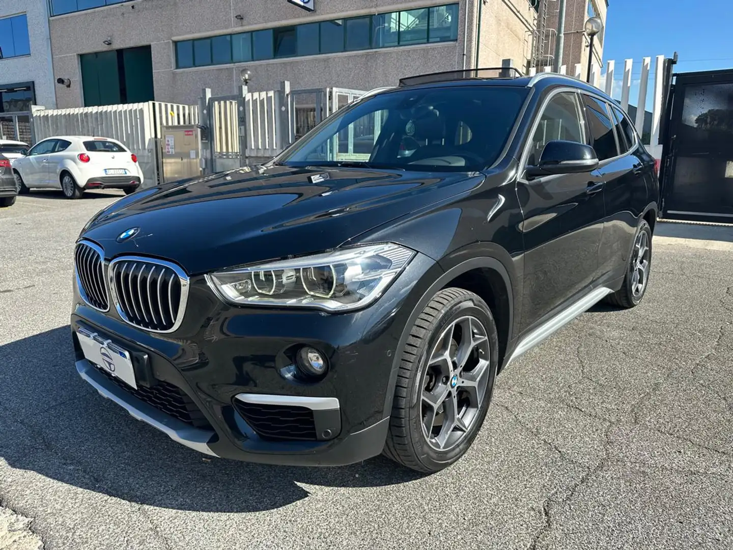 BMW X1 sDrive18d xLine Nero - 1