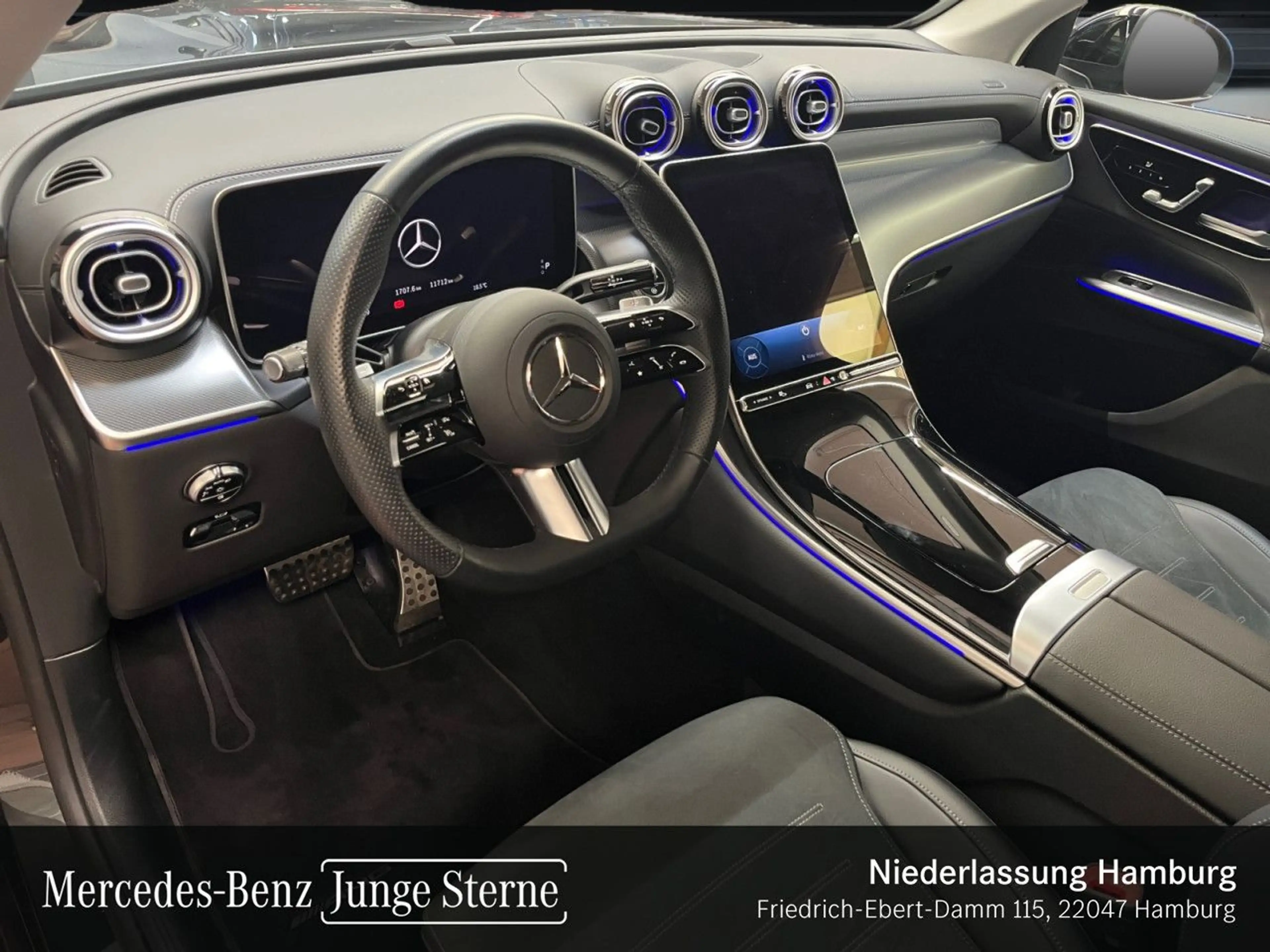 Mercedes-Benz GLC 200 4M AMG+NIGHT+AHK+LED+KAMERA+KEYLESS+9G — photo 11