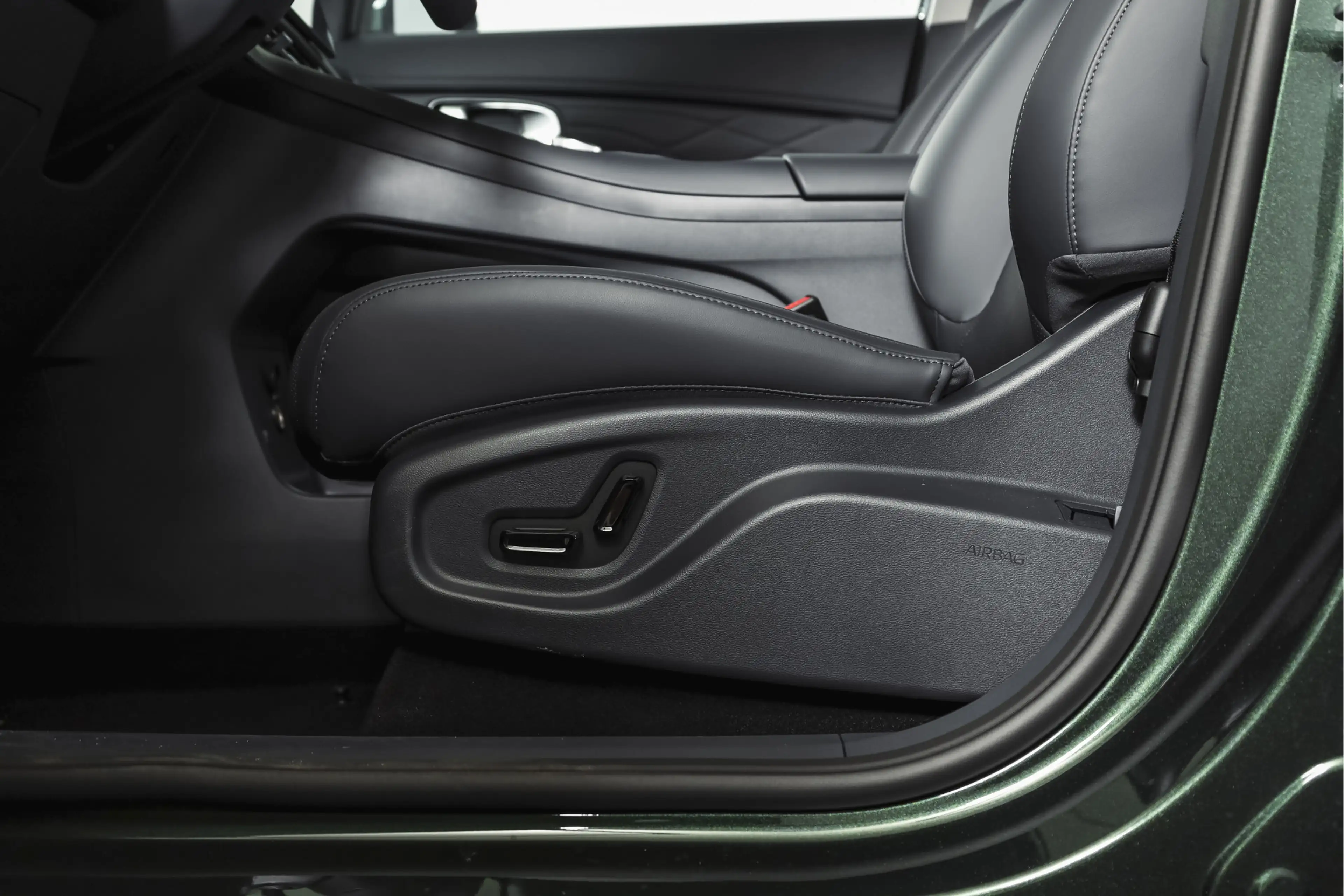 Geely Starray EM-i 1.5 Pro PHEV | 83km Elektrisch | 360° Camera | Sto — photo 15