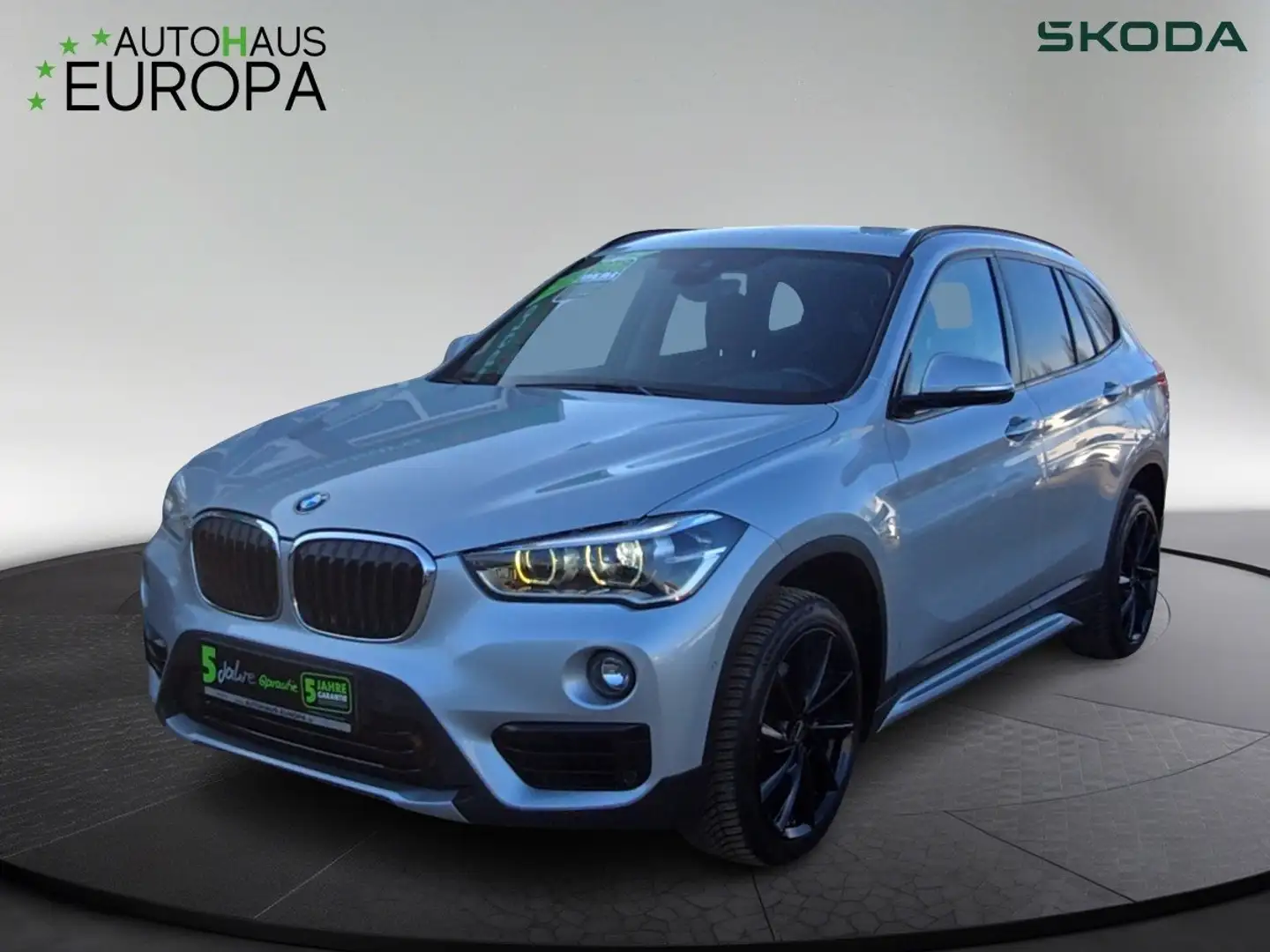 BMW X1 sDrive 18i Sport Line KlimaA Navi PDC KlimaA eKlap Argintiu - 1