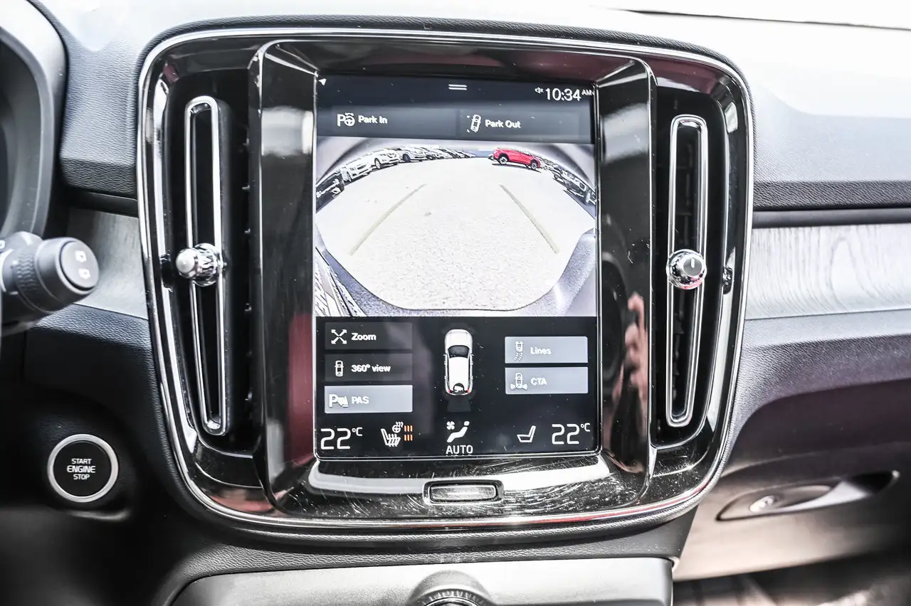 Volvo XC40 снимка Volvo XC40