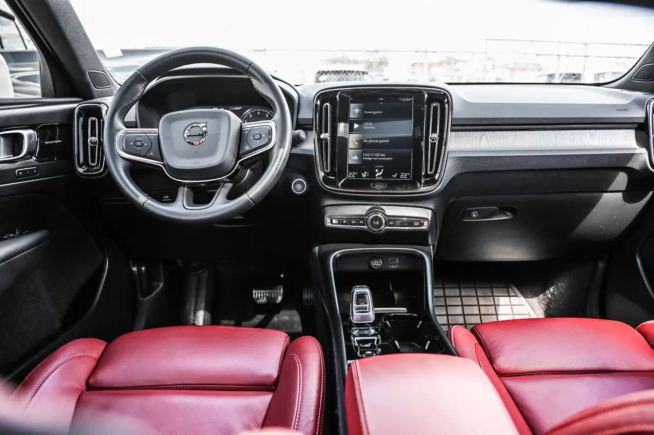 Volvo XC40 снимка Volvo XC40