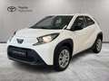 Toyota Aygo X 1.0 VVT-i 72 CV 5 porte Active S-CVT Weiß - thumbnail 1