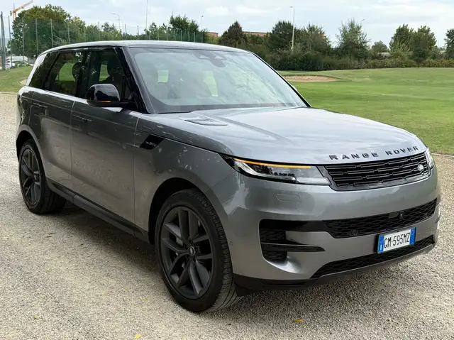 Land Rover Range Rover Sport view 7
