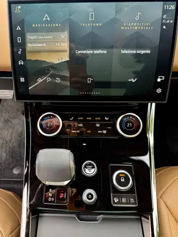 Land Rover Range Rover Sport view 13