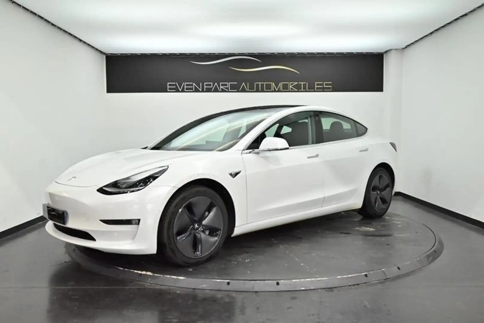 Tesla Model 3 Long Range Dual Motor AWD - 4P - 1