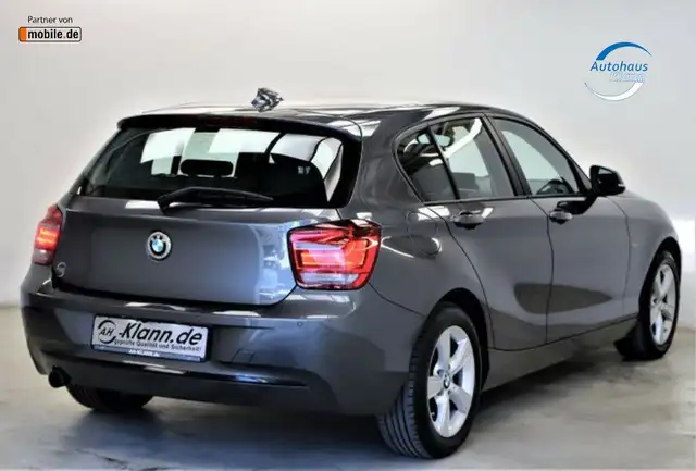 BMW 1 Series view 8