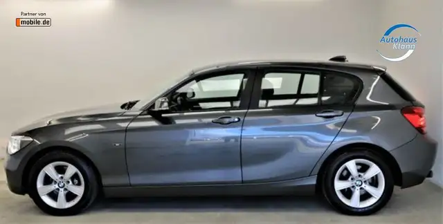 BMW 1 Series view 4