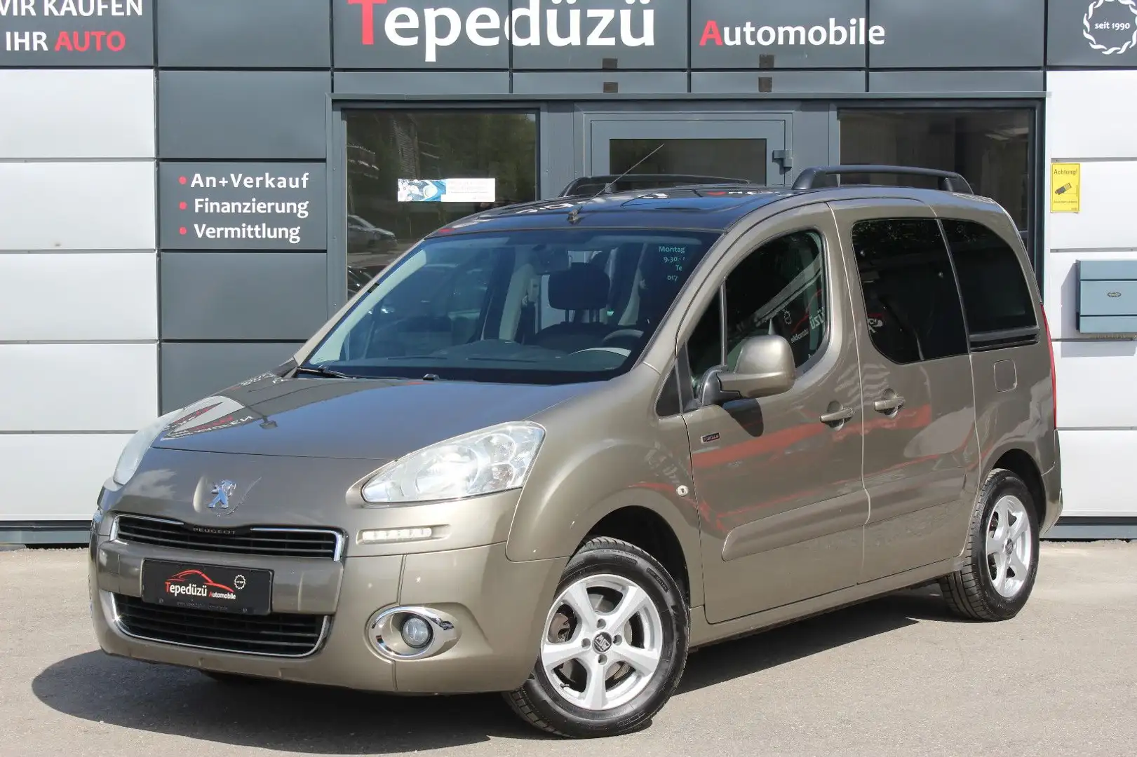 Peugeot Partner Tepee Family*2.Hand*Klima*Pano*Alu*Mfl* Marrón - 1