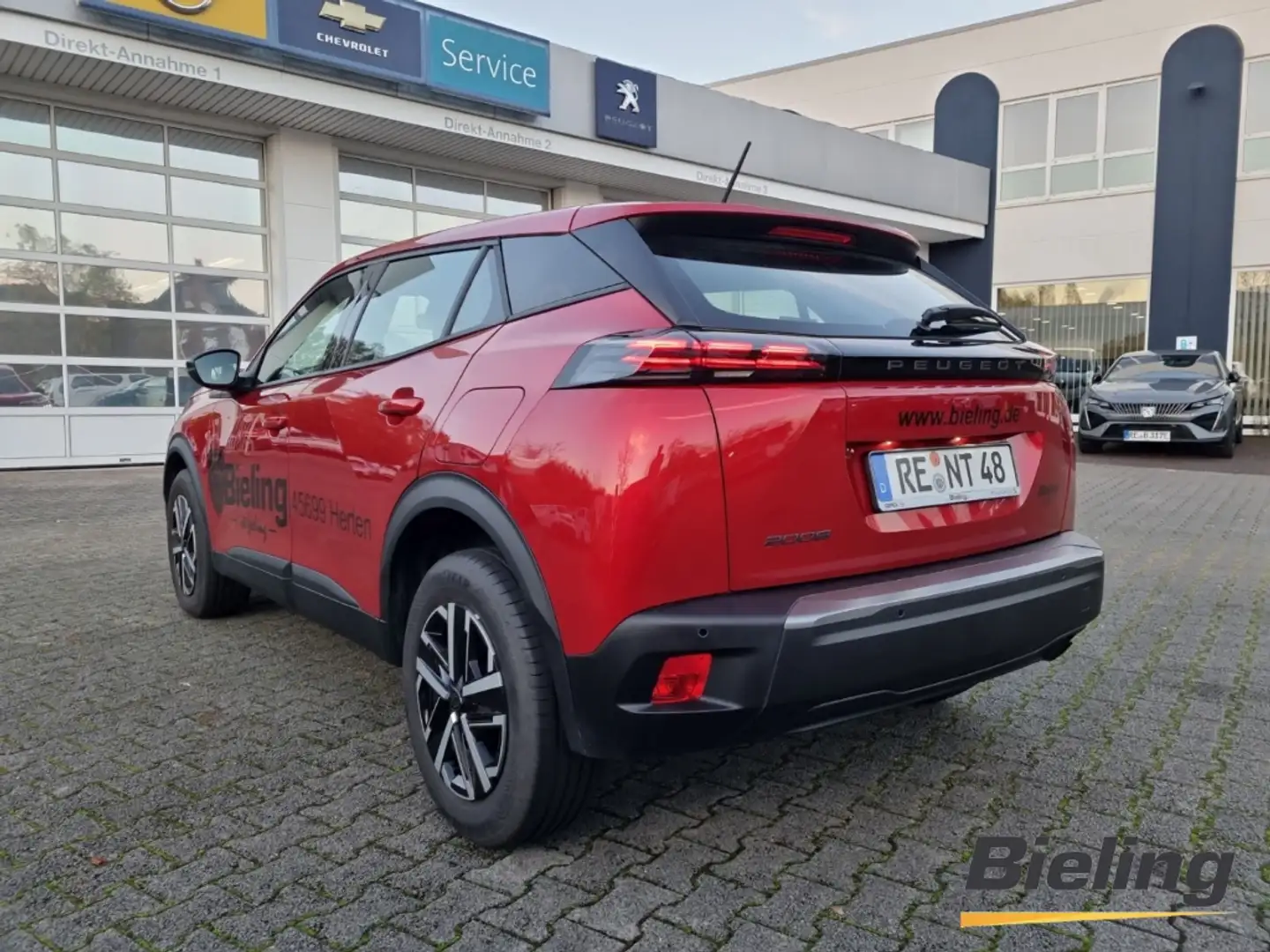 Peugeot 2008 Active Sitzheizung Apple CarPlay Android Auto Rot - 2