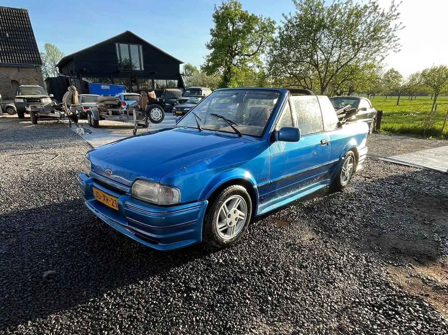 Ford Escort Cabrio 1.6I Azul - 1