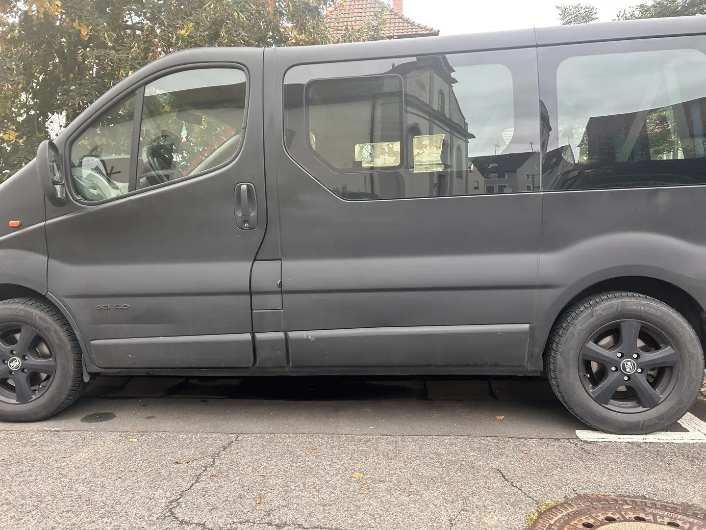 Renault Trafic 2.5 dCi L1H1 - 2
