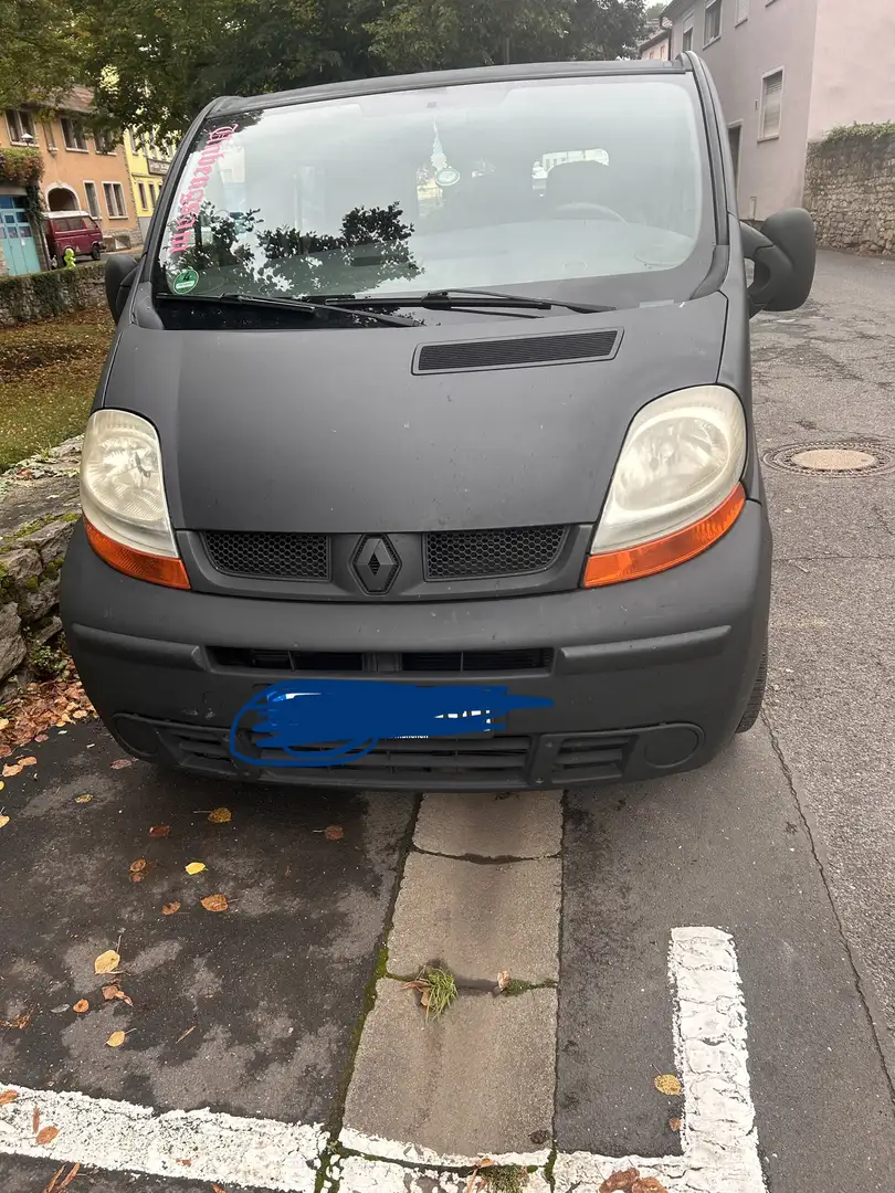 Renault Trafic 2.5 dCi L1H1 - 1