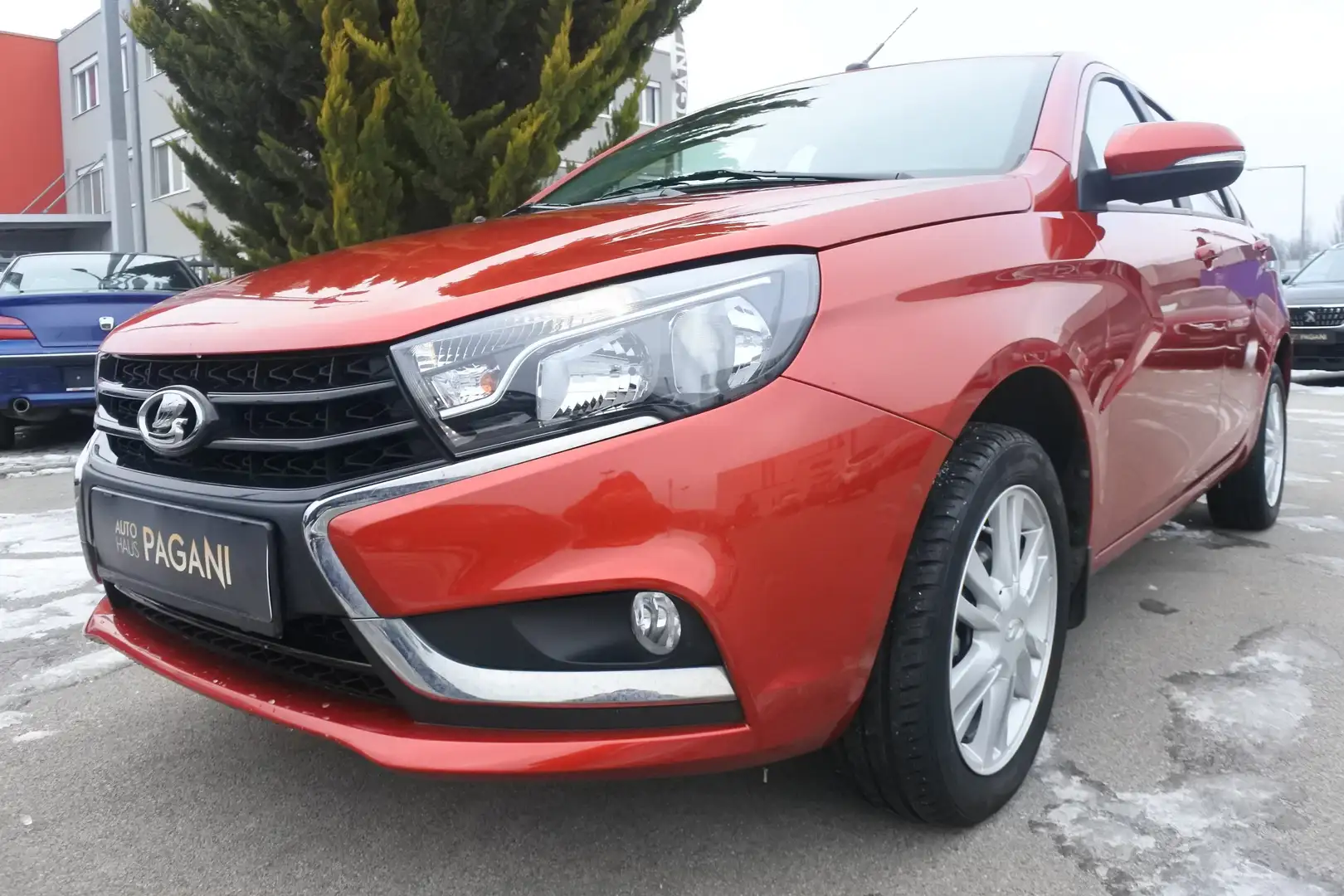 Lada Vesta Lada Vesta 1,6 Luxus Aut./NAVI/ÖAMTC/GARANTIE Rot - 1