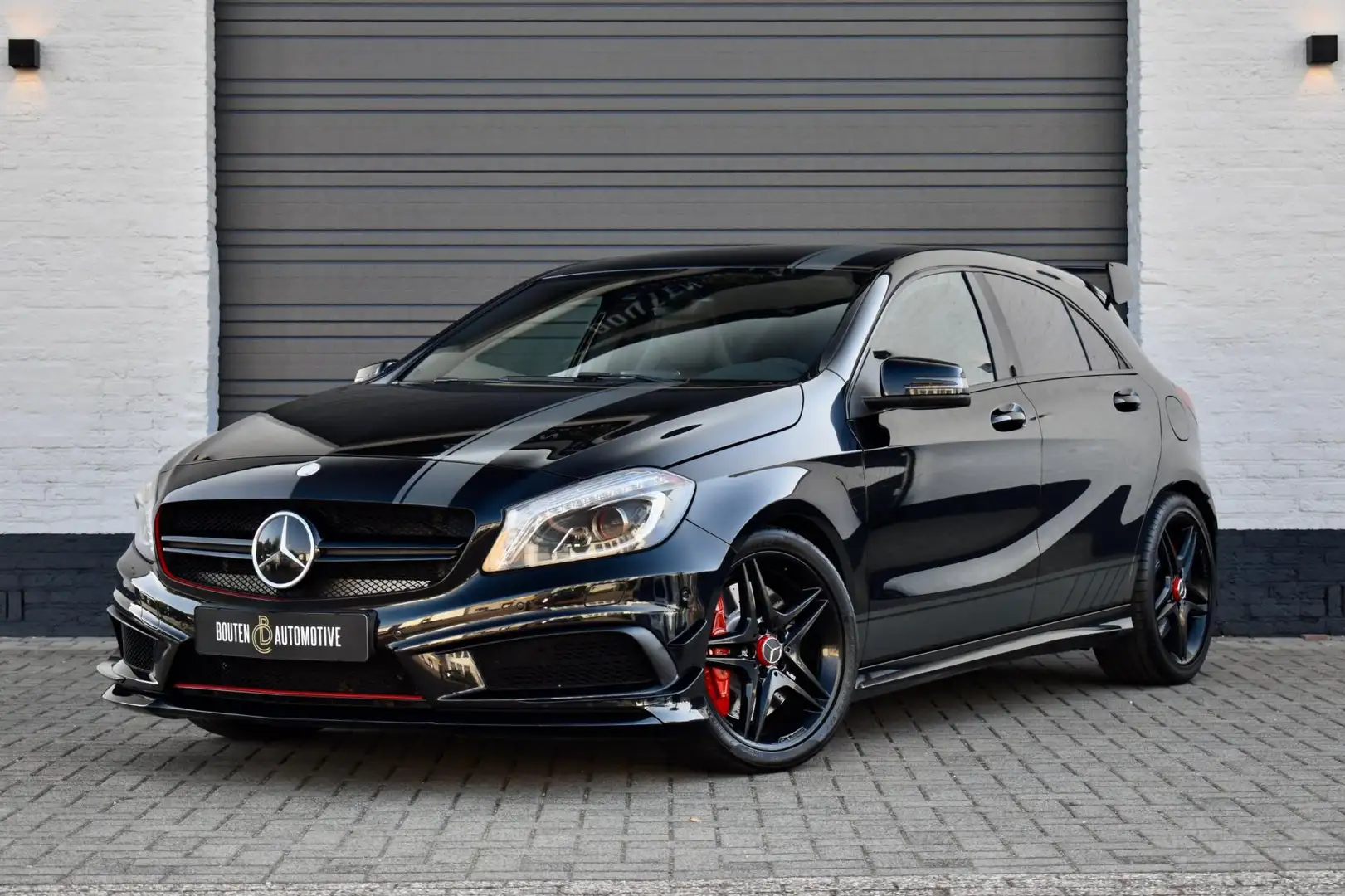 Mercedes-Benz A 45 AMG 4MATIC Edition 1 | Schaalstoelen | Aero | ACC | Zwart - 1