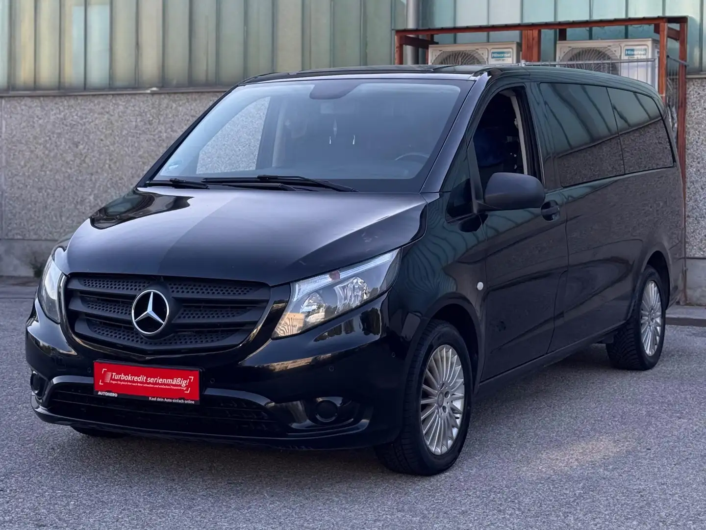 Mercedes-Benz Vito 114 CDI RWD lang Pro (447.703) Schwarz - 2