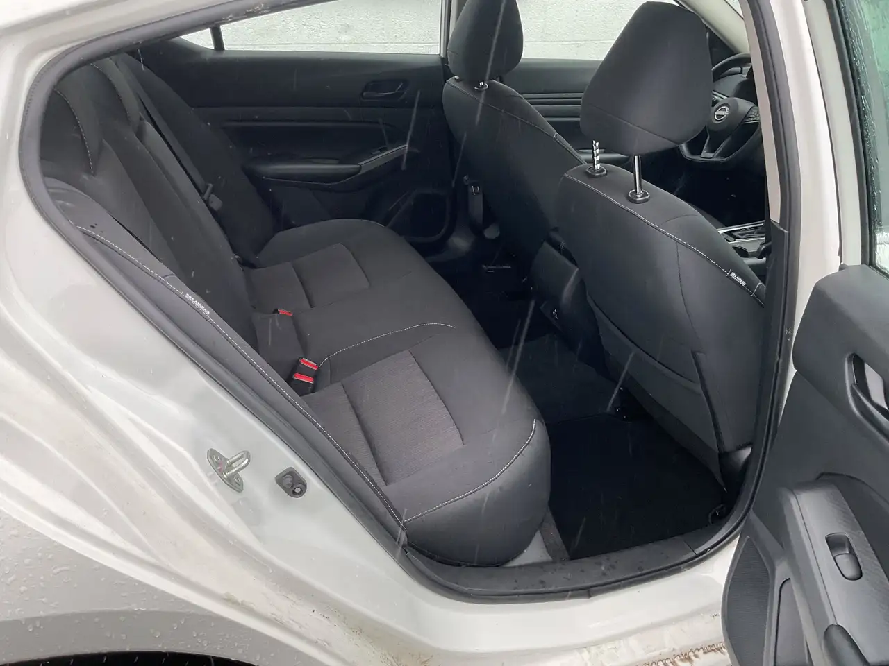 Nissan Altima снимка Nissan Altima
