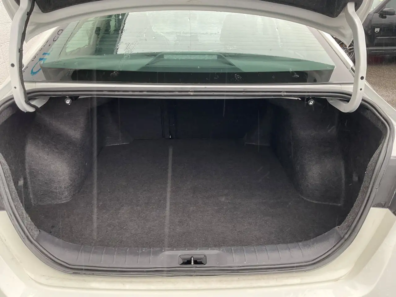 Nissan Altima снимка Nissan Altima
