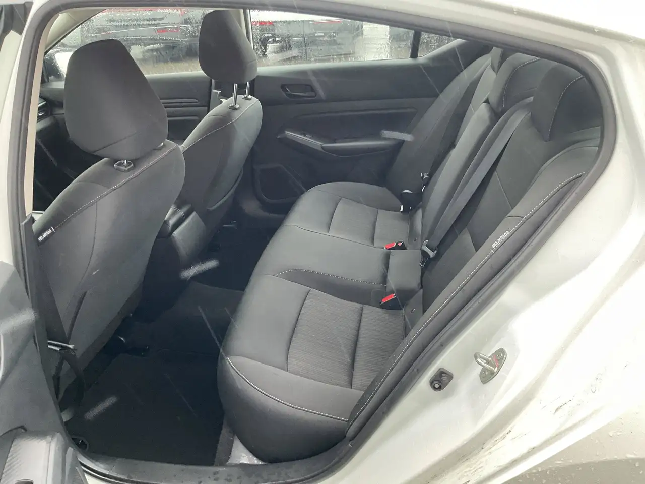 Nissan Altima снимка Nissan Altima