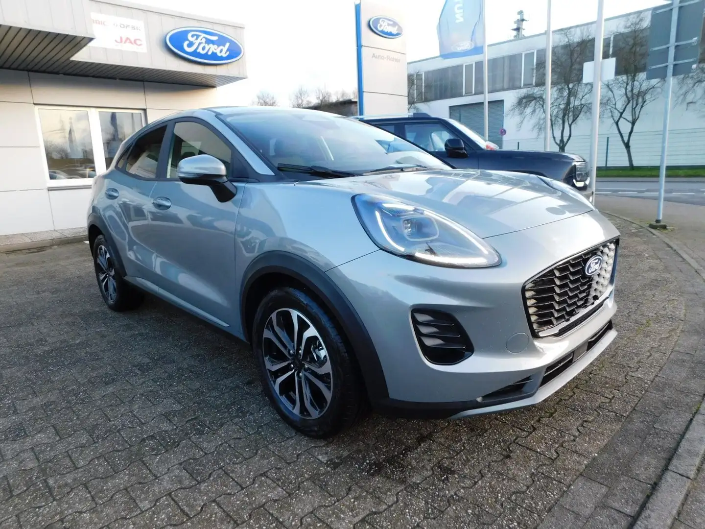 Ford Puma Titanium Automatik Winter-P/Kamera Plateado - 1