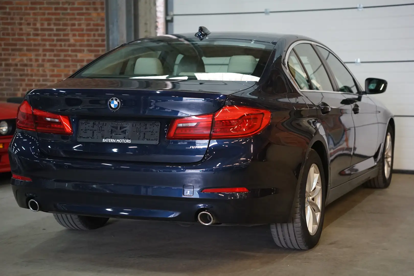 BMW 518 dA Automaat Navi Leder LED Garantie Blauw - 2
