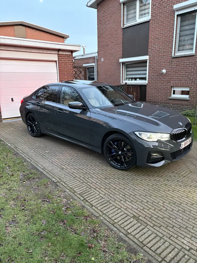 BMW 330 330e Aut. Sport Line Grijs - 2