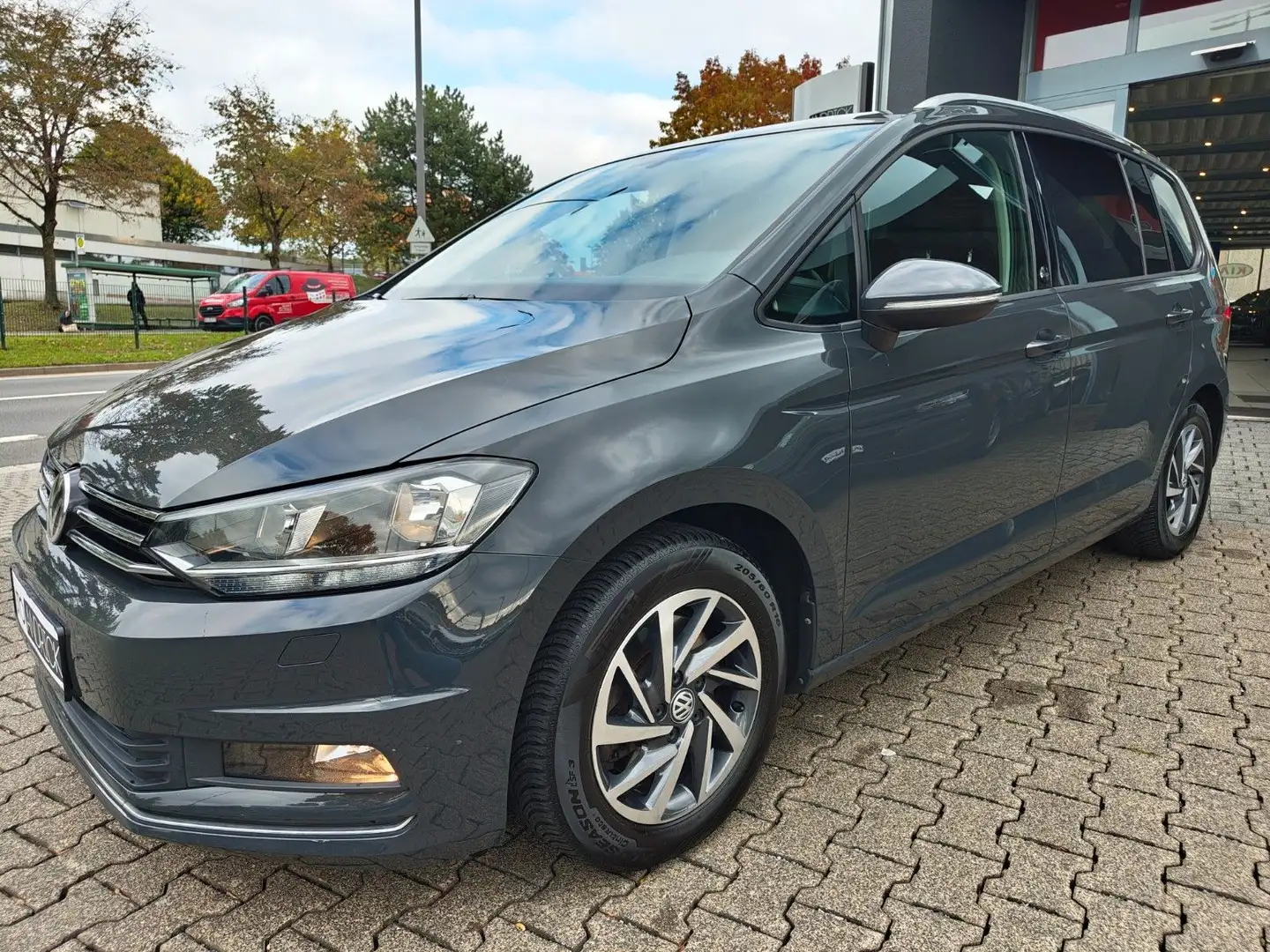 Volkswagen Touran Sound SHZ ACC NAVI AHK PDC ALU 2-HAND Grau - 1
