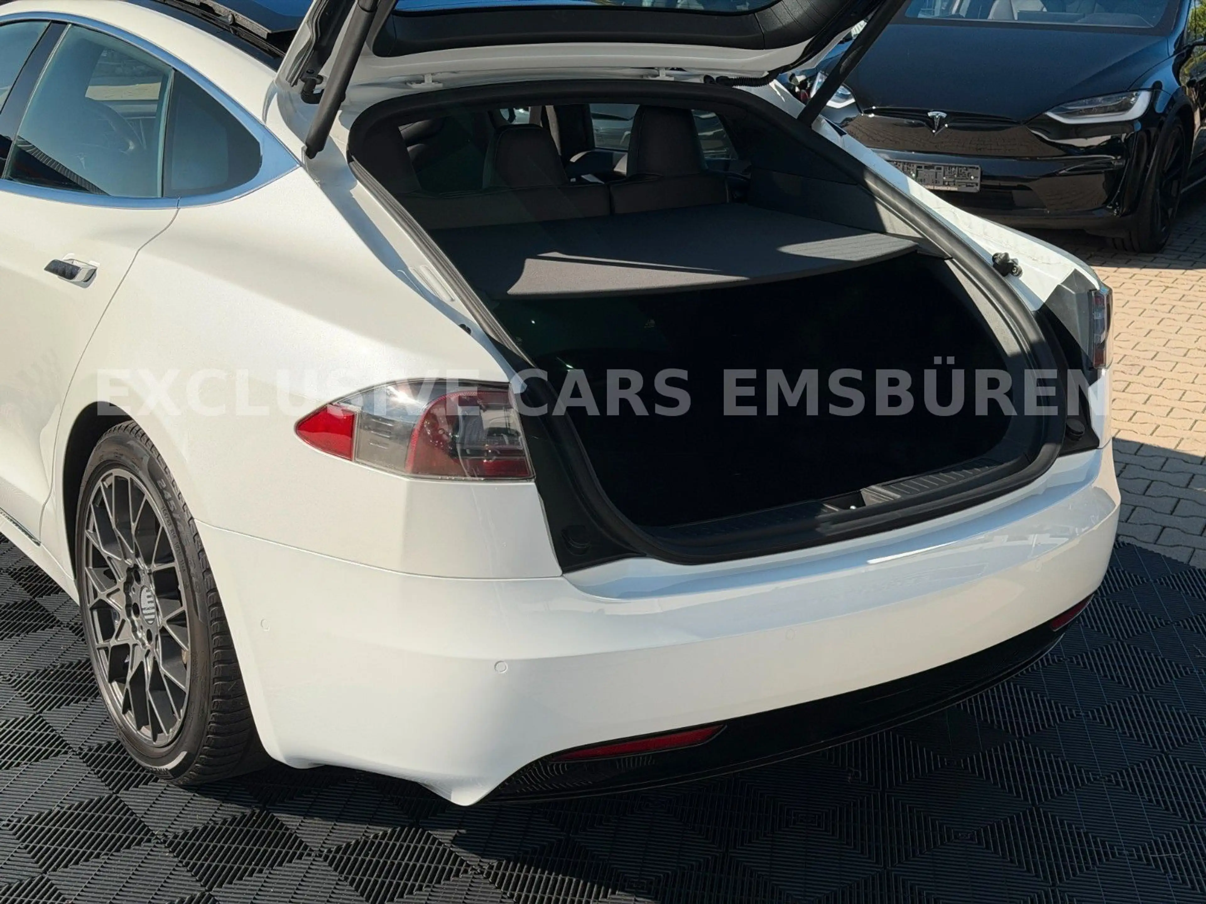 Tesla Model S MODEL S 90D | FREE SUPERCHARGER SC01 | CCS | — photo 5