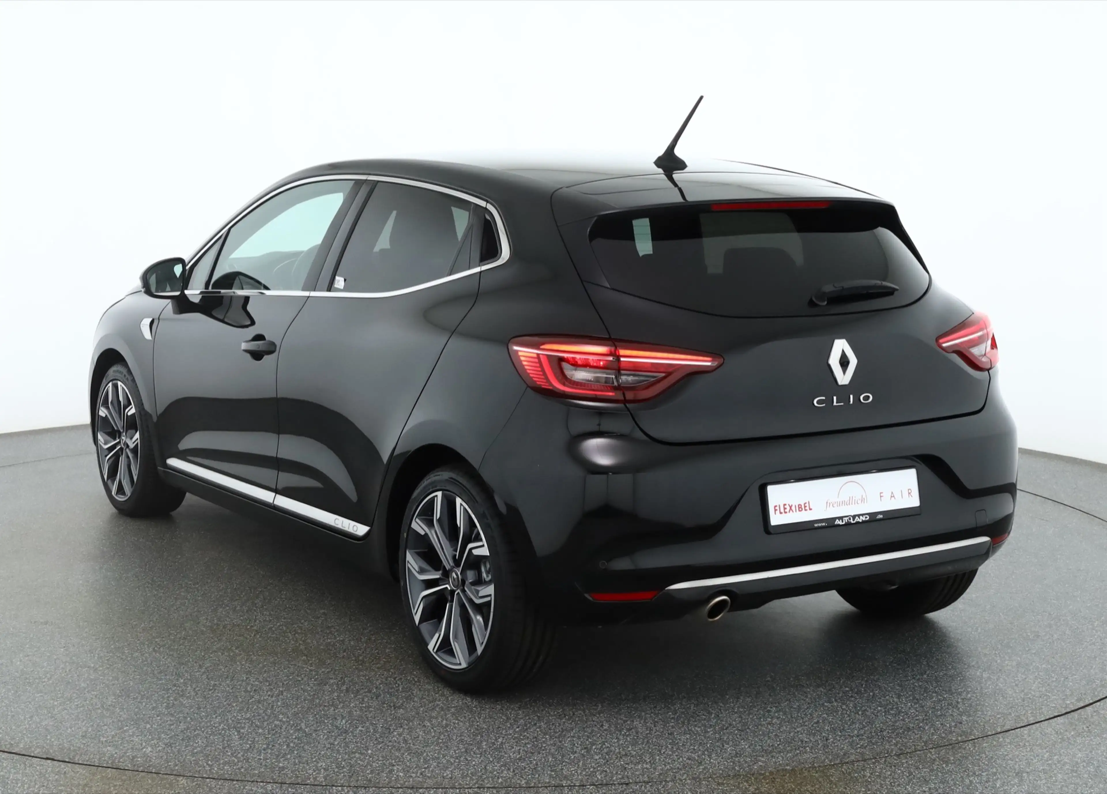 Renault Clio 1.3 TCe EDC Edition One LED Navi Leder AHK — photo 3