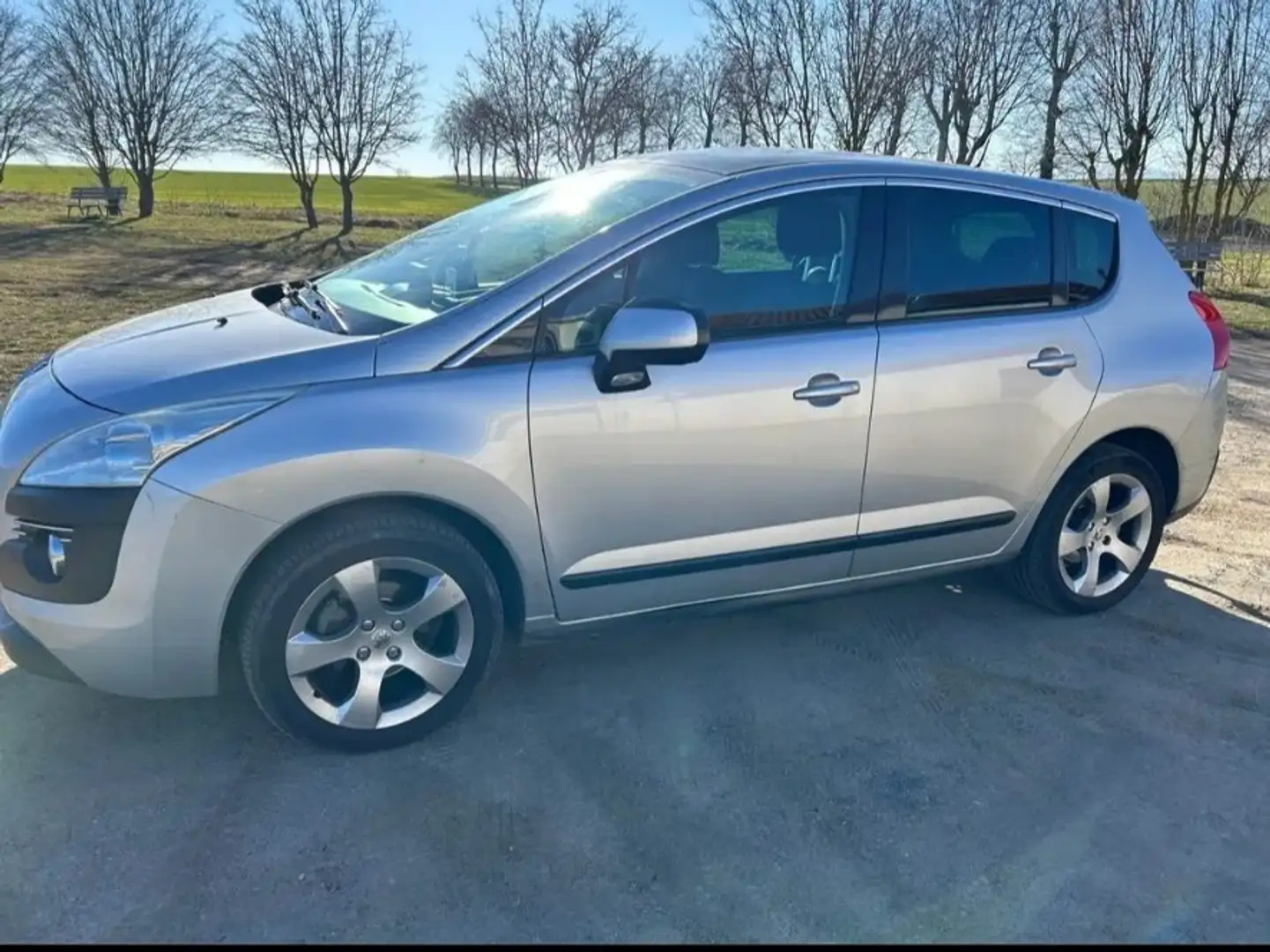 Peugeot 3008 1.6 HDi 112ch FAP Business Pack - 1