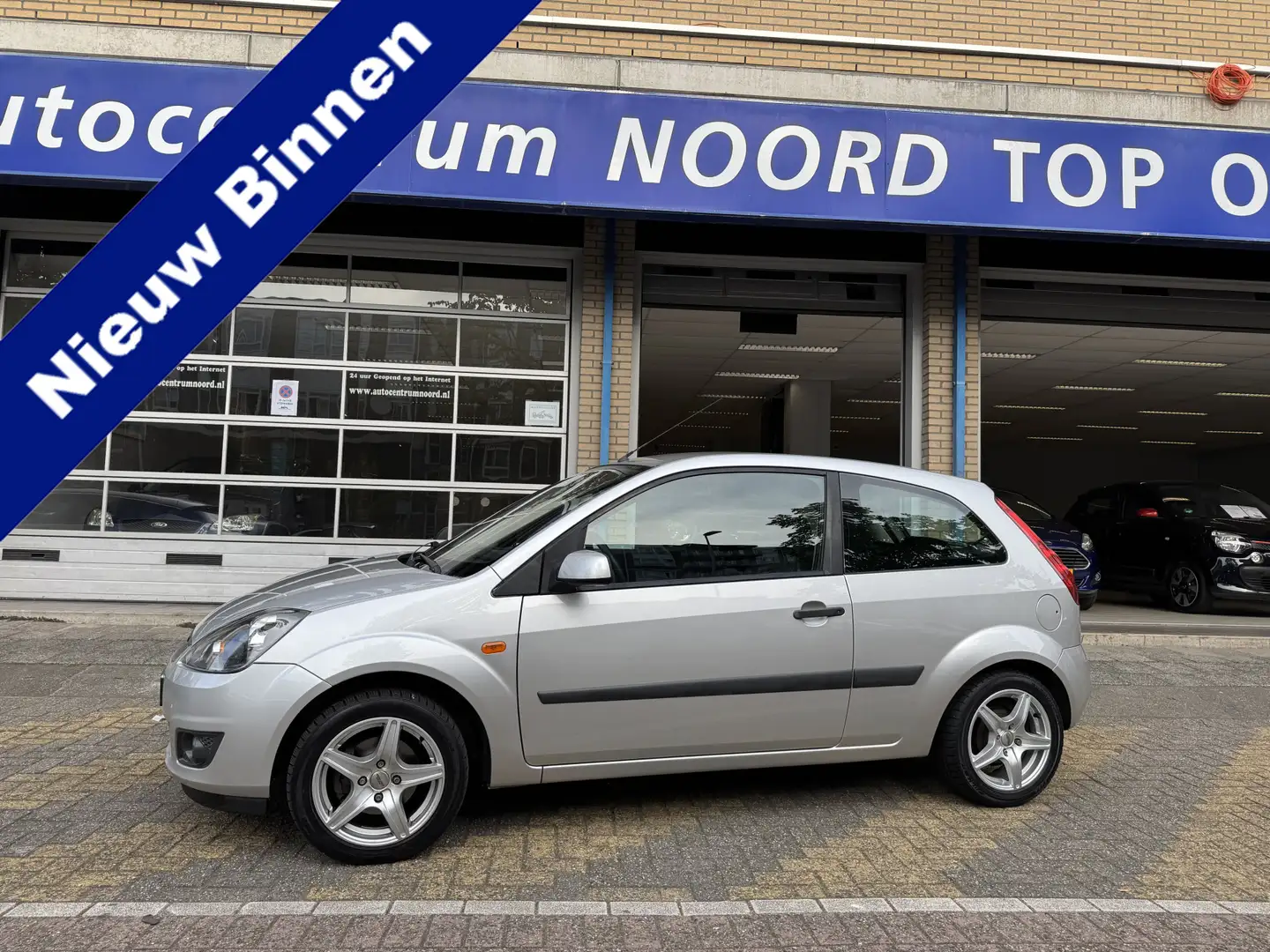 Ford Fiesta 1.4-16V Futura | 1 Eigenaar | Airco | Elektrische Grijs - 1
