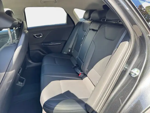 Kia K4 view 10