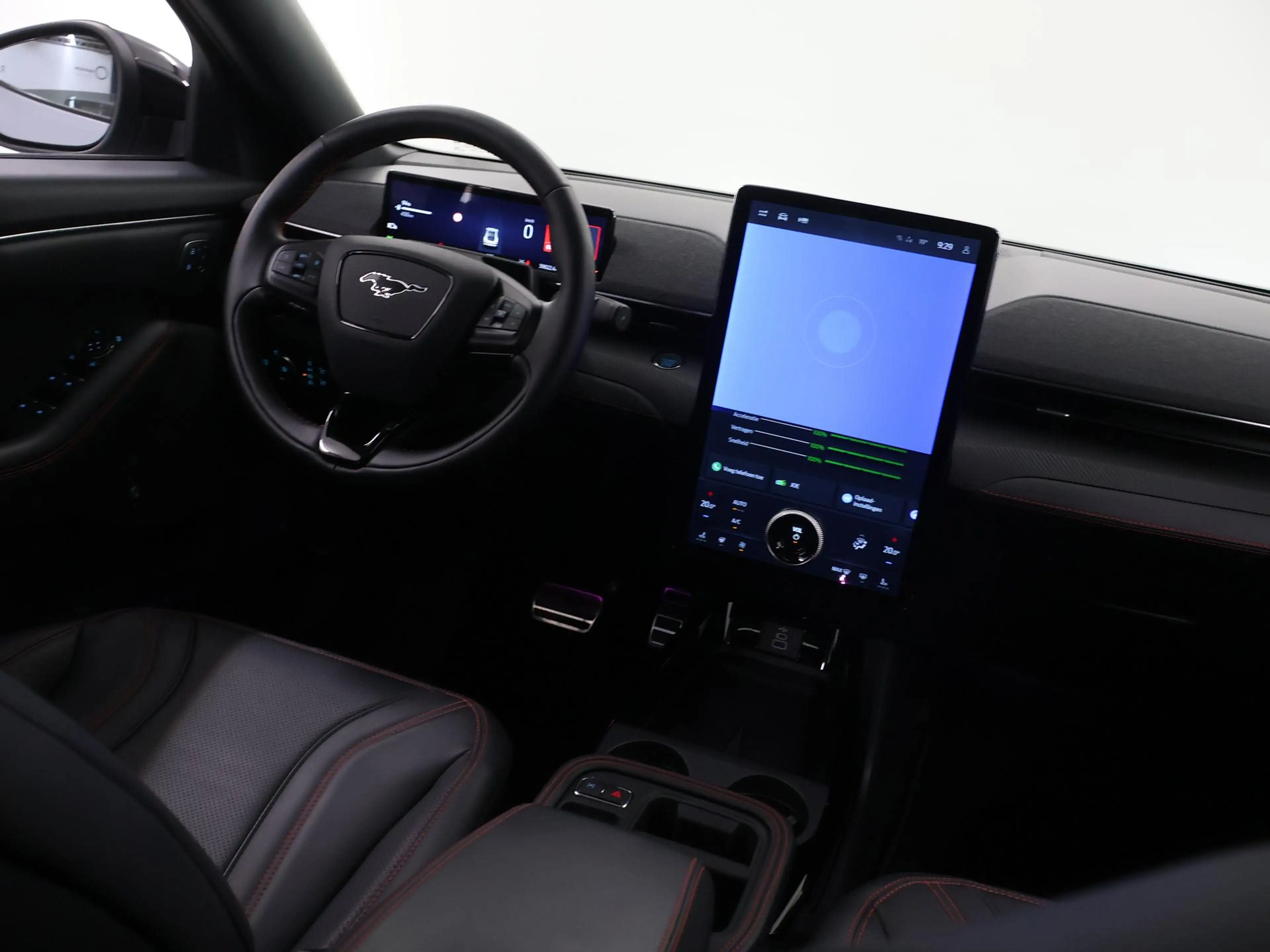 Ford Mustang Mach-E Extended Premium RWD 88 kWh | Technologie-Pakket P — photo 9