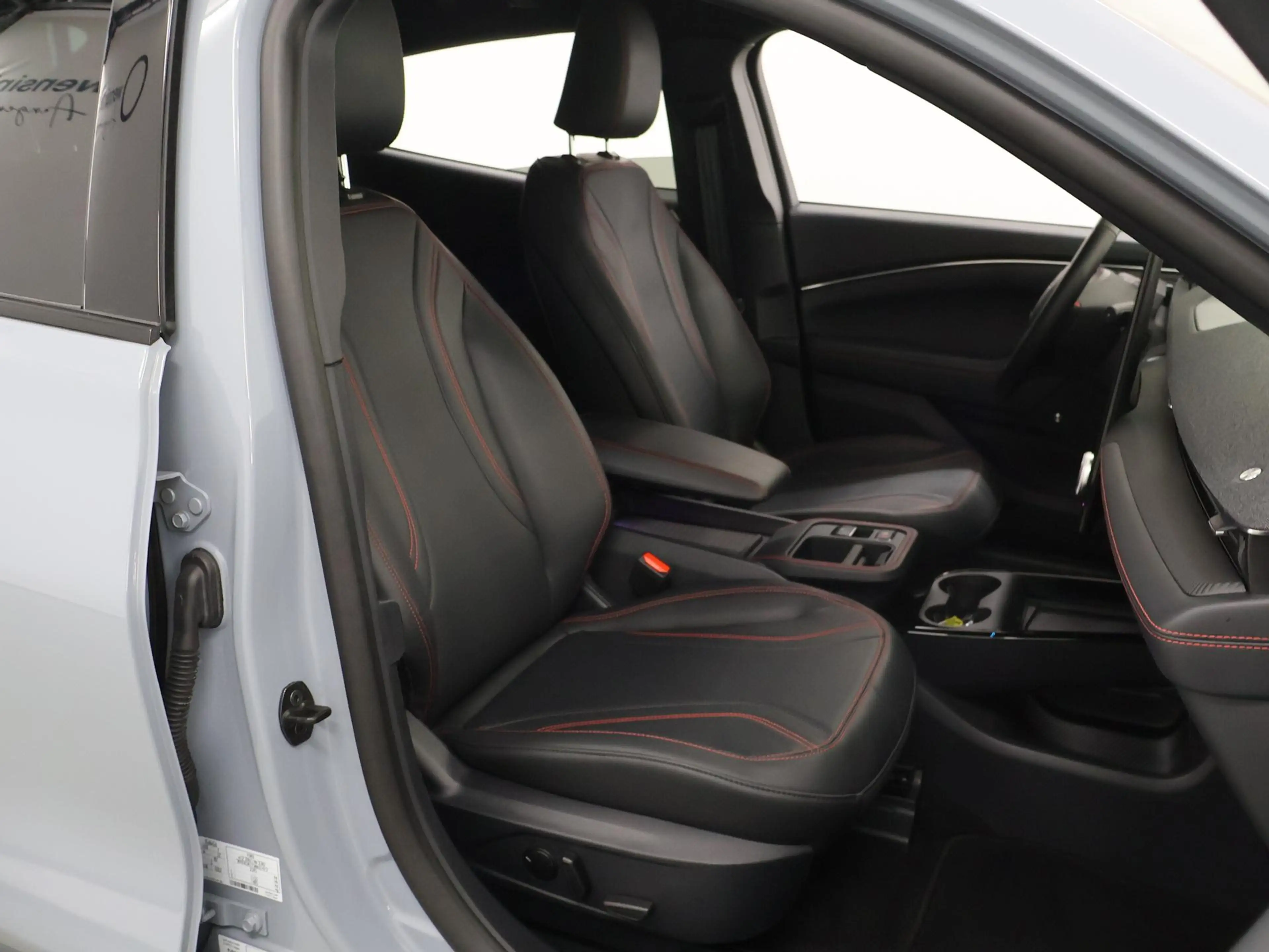 Ford Mustang Mach-E Extended Premium RWD 88 kWh | Technologie-Pakket P — photo 10
