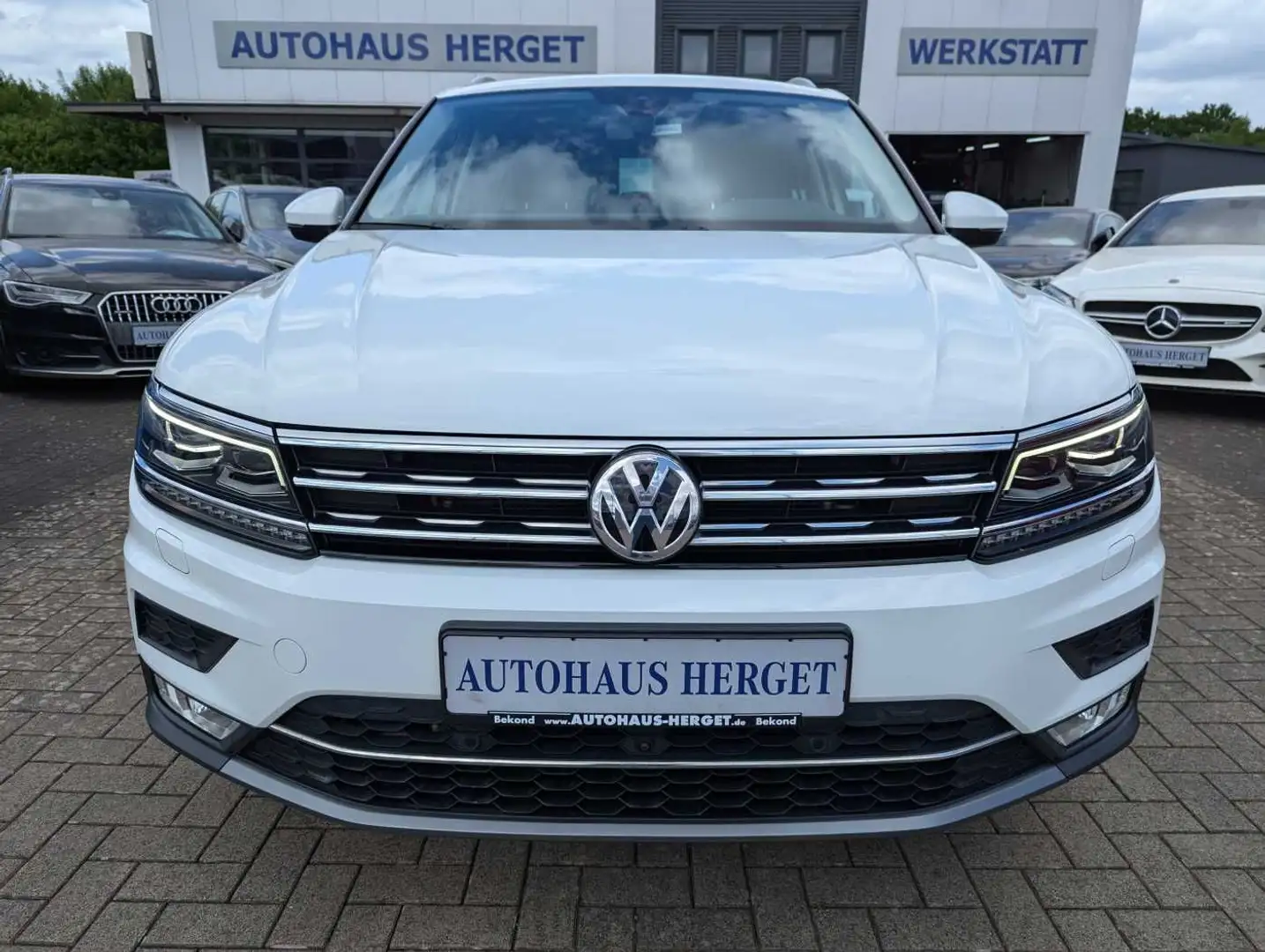 Volkswagen Tiguan 2.0 TSI 4Motion BMT DSG Highline 1.Hand/S Weiß - 2