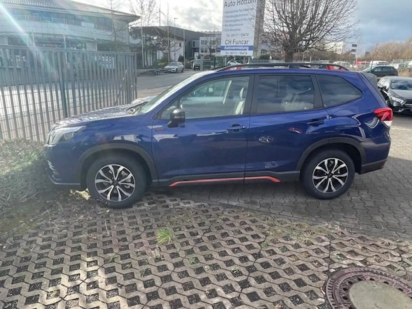 Subaru Forester 2.0ie Lineartronic Edition Exclusive Cross Blau - 2